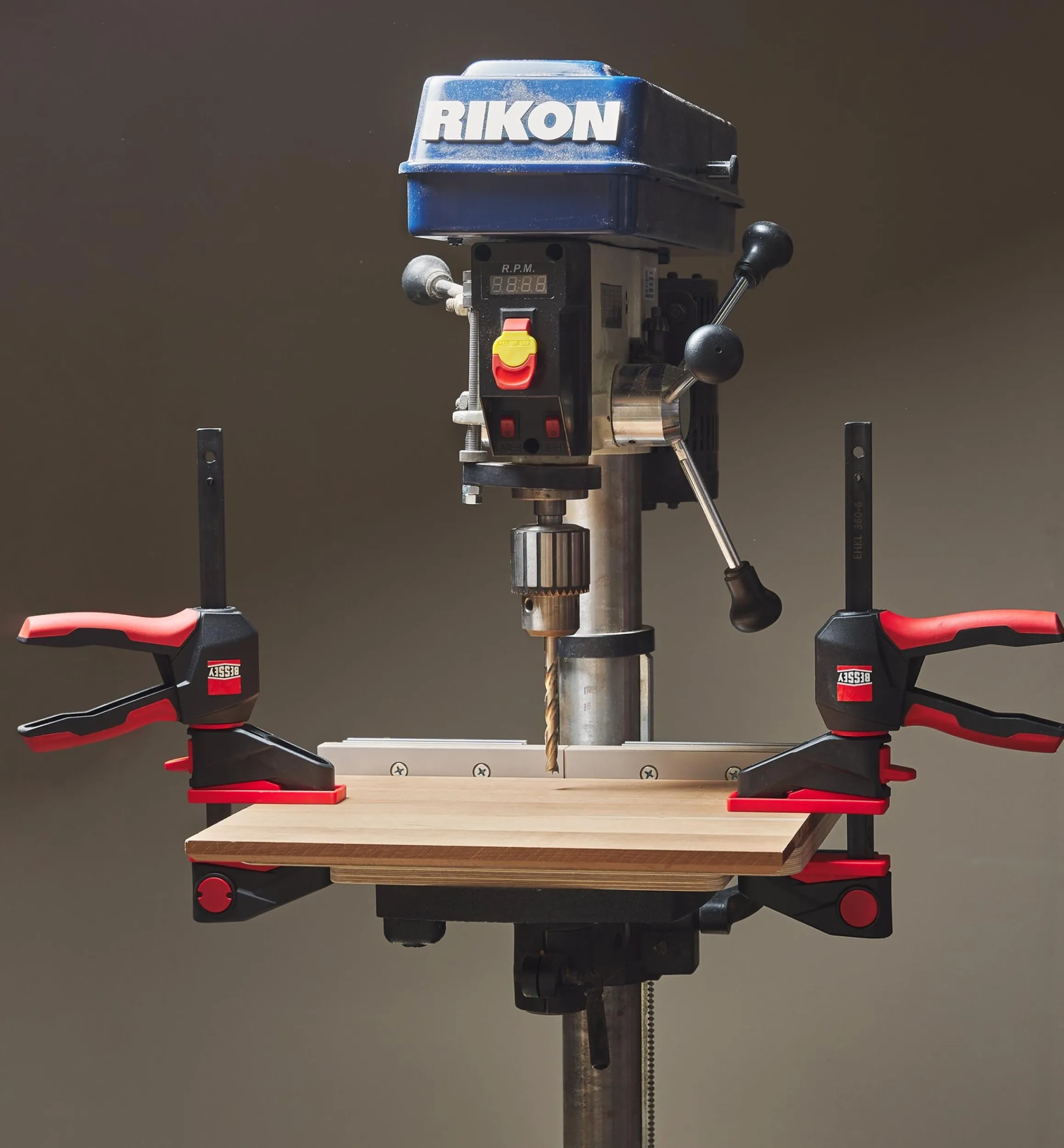 Lee Valley Hand Tools>360° Trigger Clamps