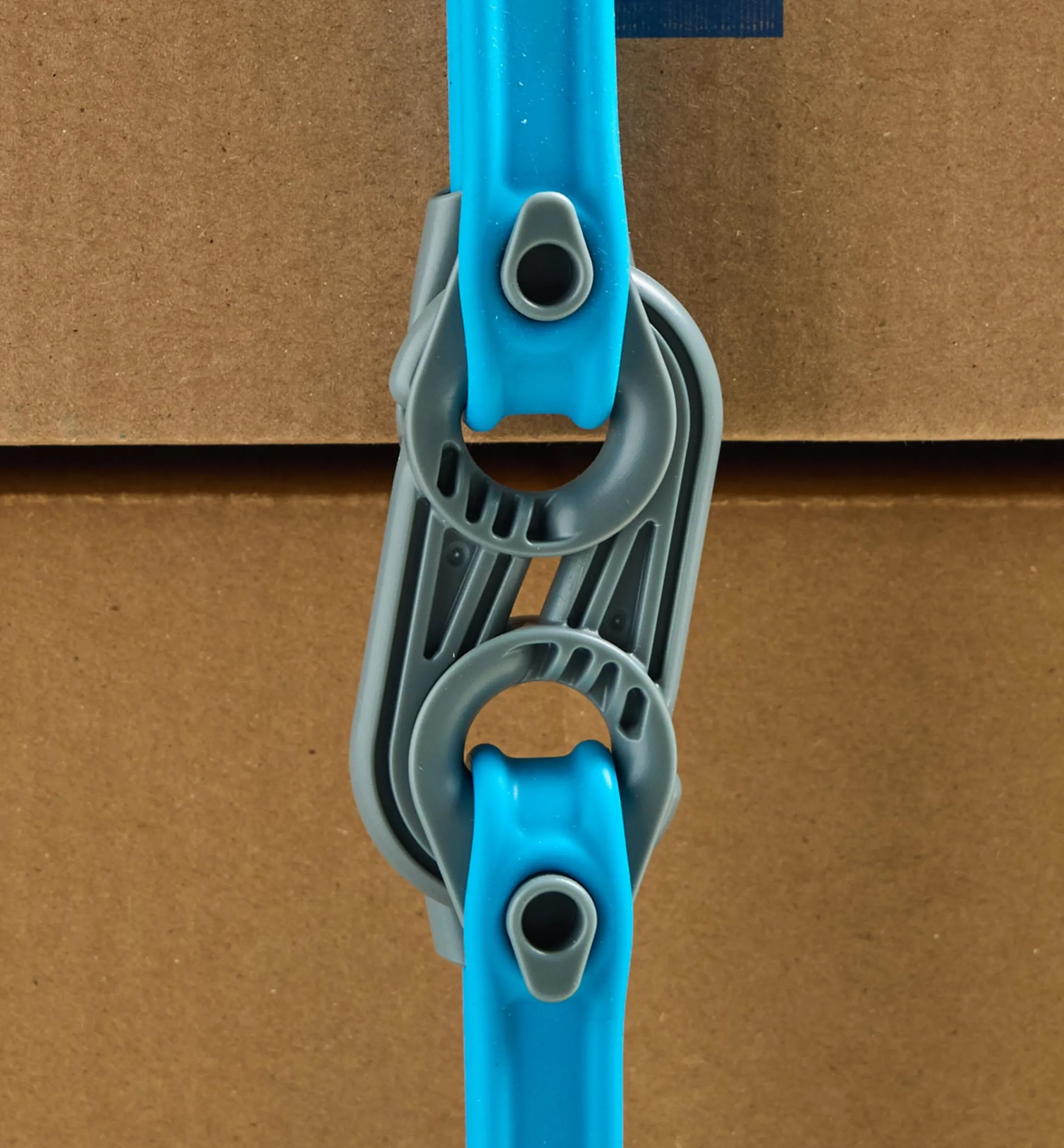 Lee Valley Storage & Organization>Adjustable Light-Duty Bungee Straps