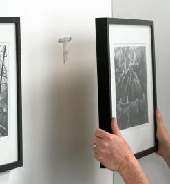 Lee Valley Picture Hanging><noscript><img width=