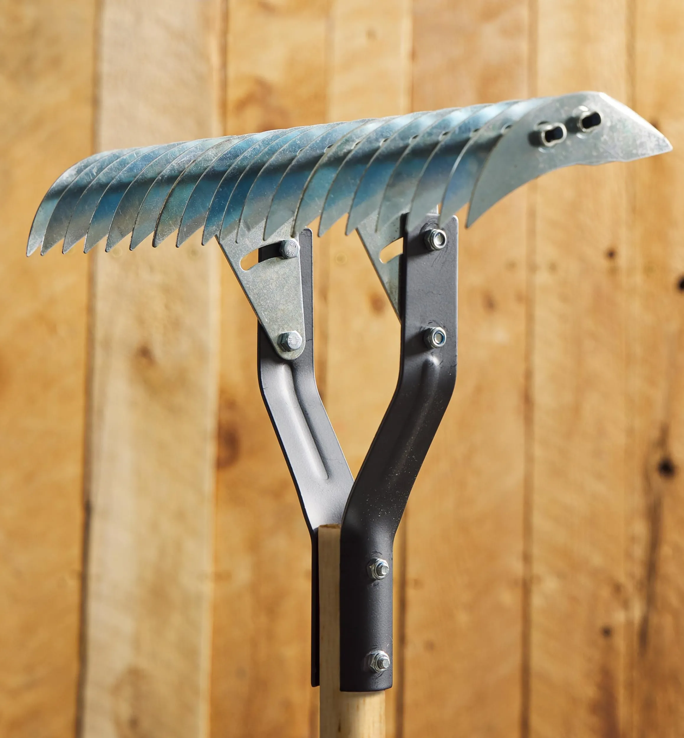 Lee Valley Rakes>Adjustable Thatch Rake