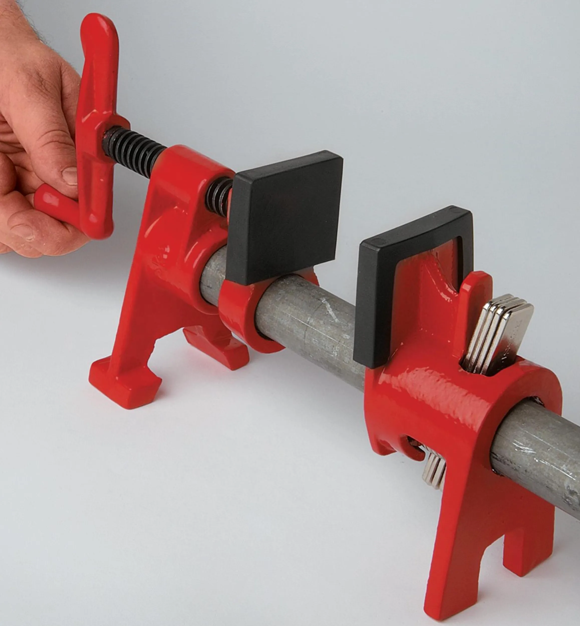 Lee Valley Hand Tools>Bessey "H" Pipe Clamp