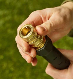 Lee Valley Hoses & Accessories>Brass Female Hose-End Water-Stop Coupler