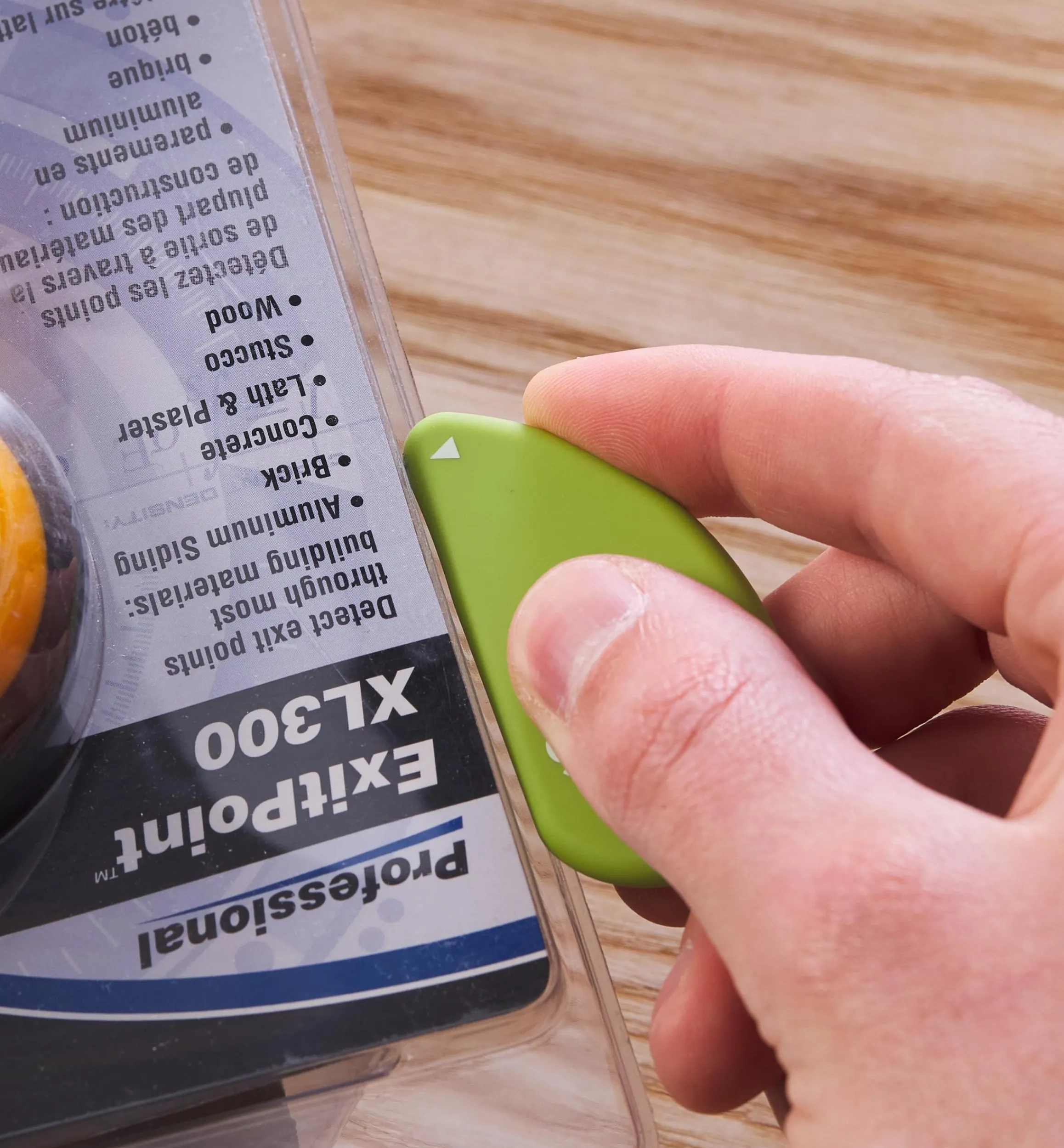 Lee Valley Toys & Games>Ceramic Safety Cutter