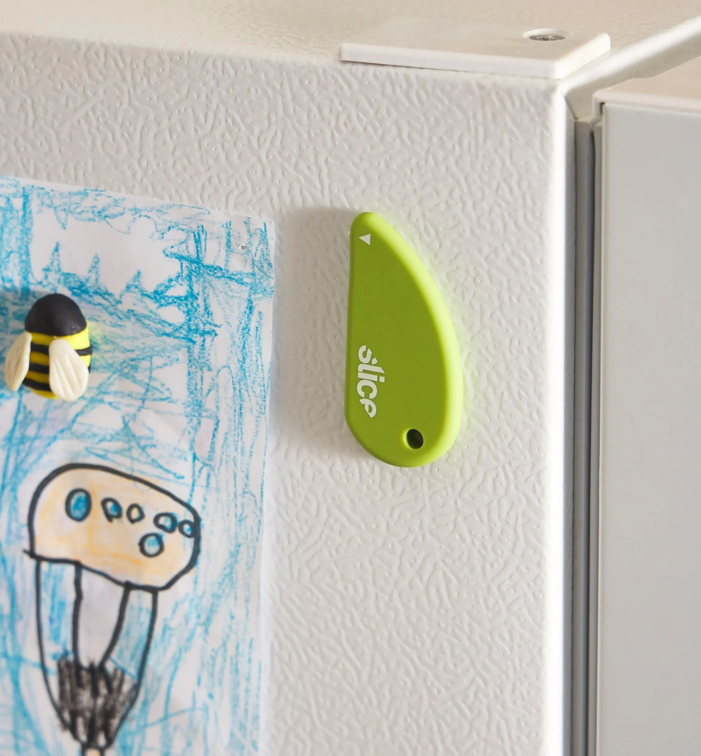 Lee Valley Toys & Games>Ceramic Safety Cutter