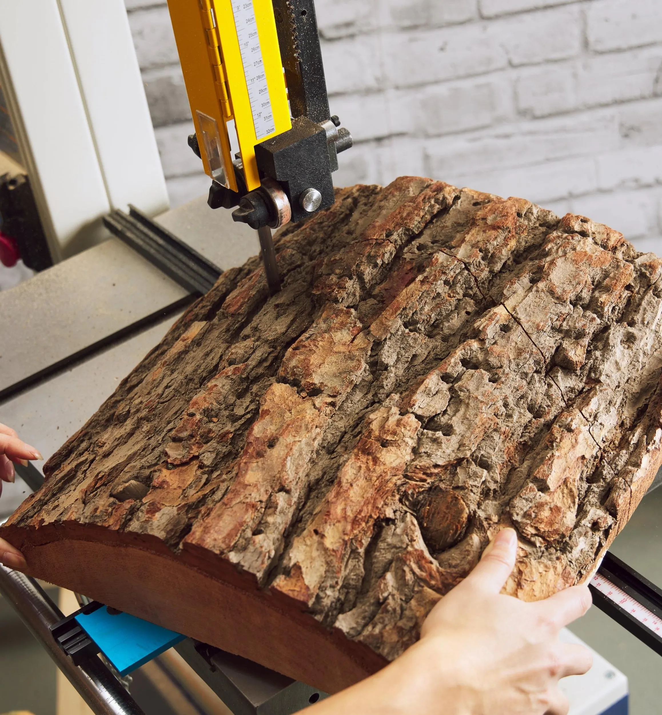 Lee Valley Jigs, Guides & Fixtures>Circle-Cutting Jig With Support