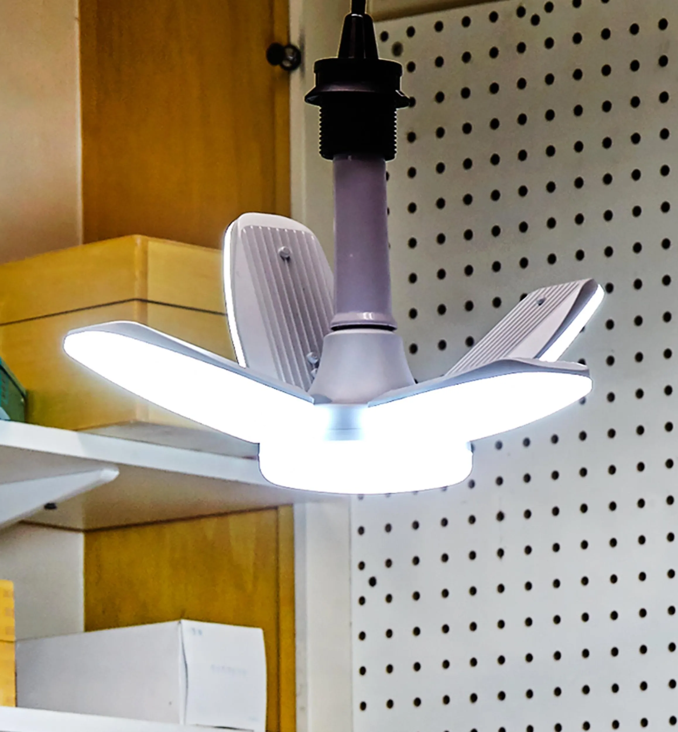 Lee Valley Lighting>Directional LED Ceiling Light