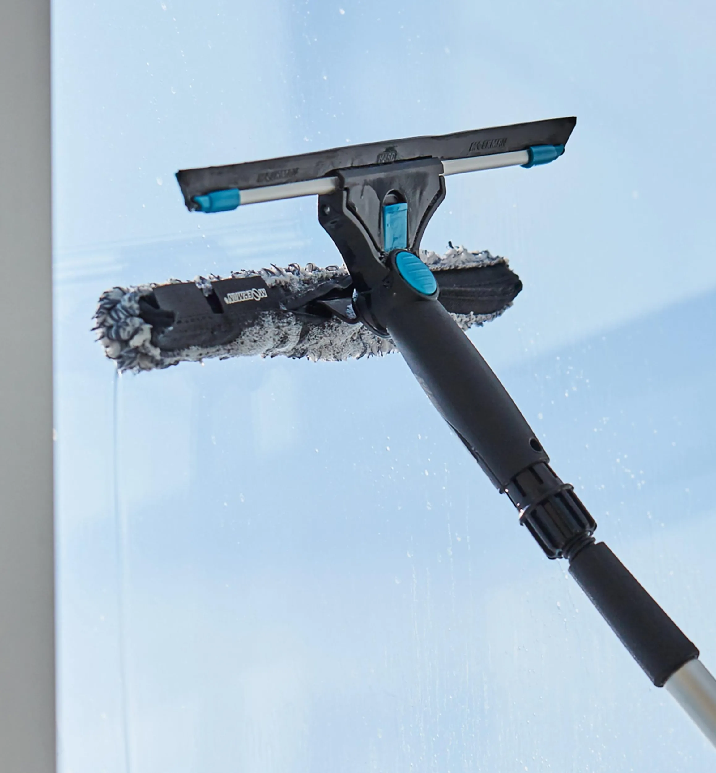 Lee Valley Window Washing>Dual-Head Window-Washing Set