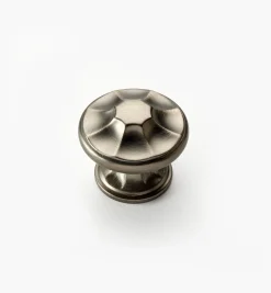Lee Valley Knobs>Empire Round Knob