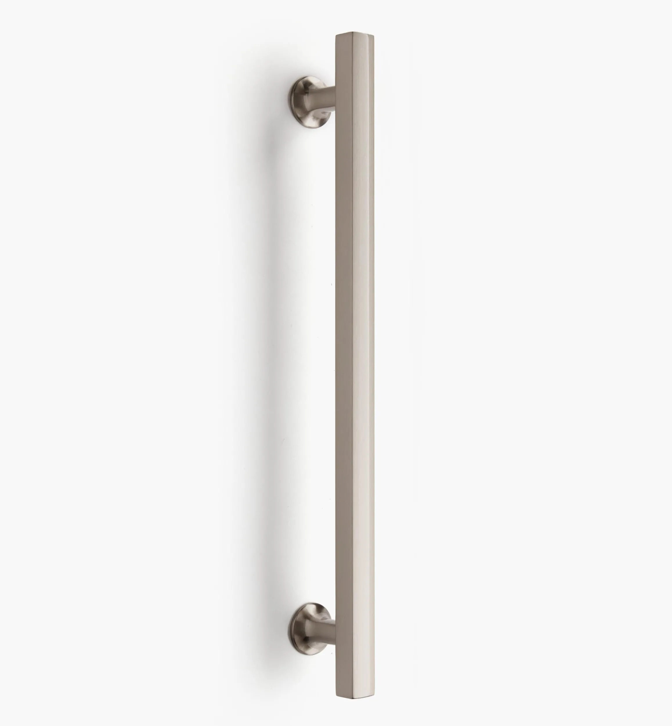 Lee Valley Handles>Everett Appliance Handles