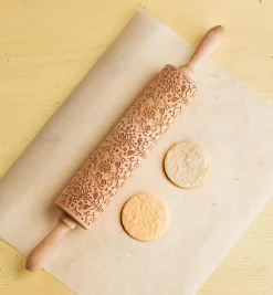Lee Valley Bakeware>Folklore Embossing Rolling Pin