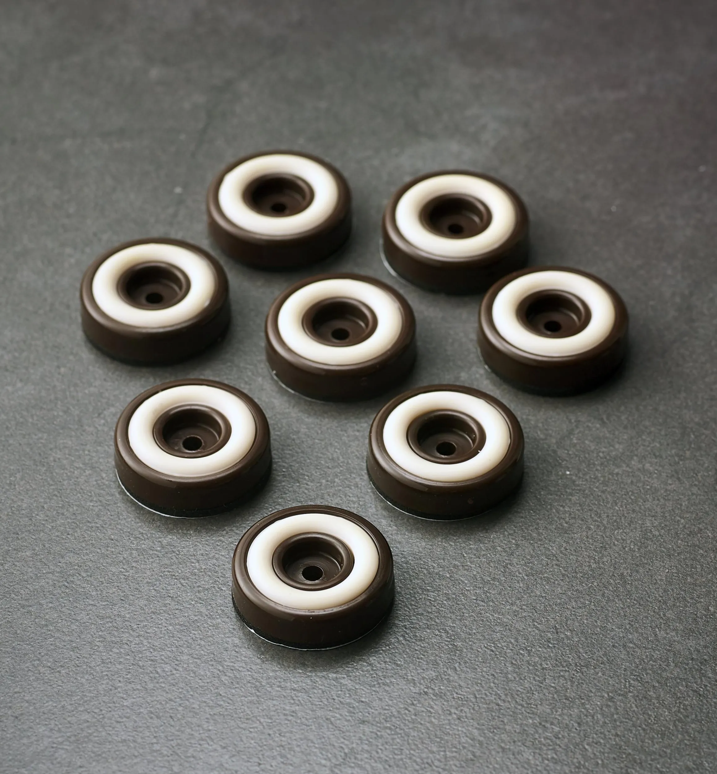 Lee Valley Glides>Furniture Grippers, Chocolate Color