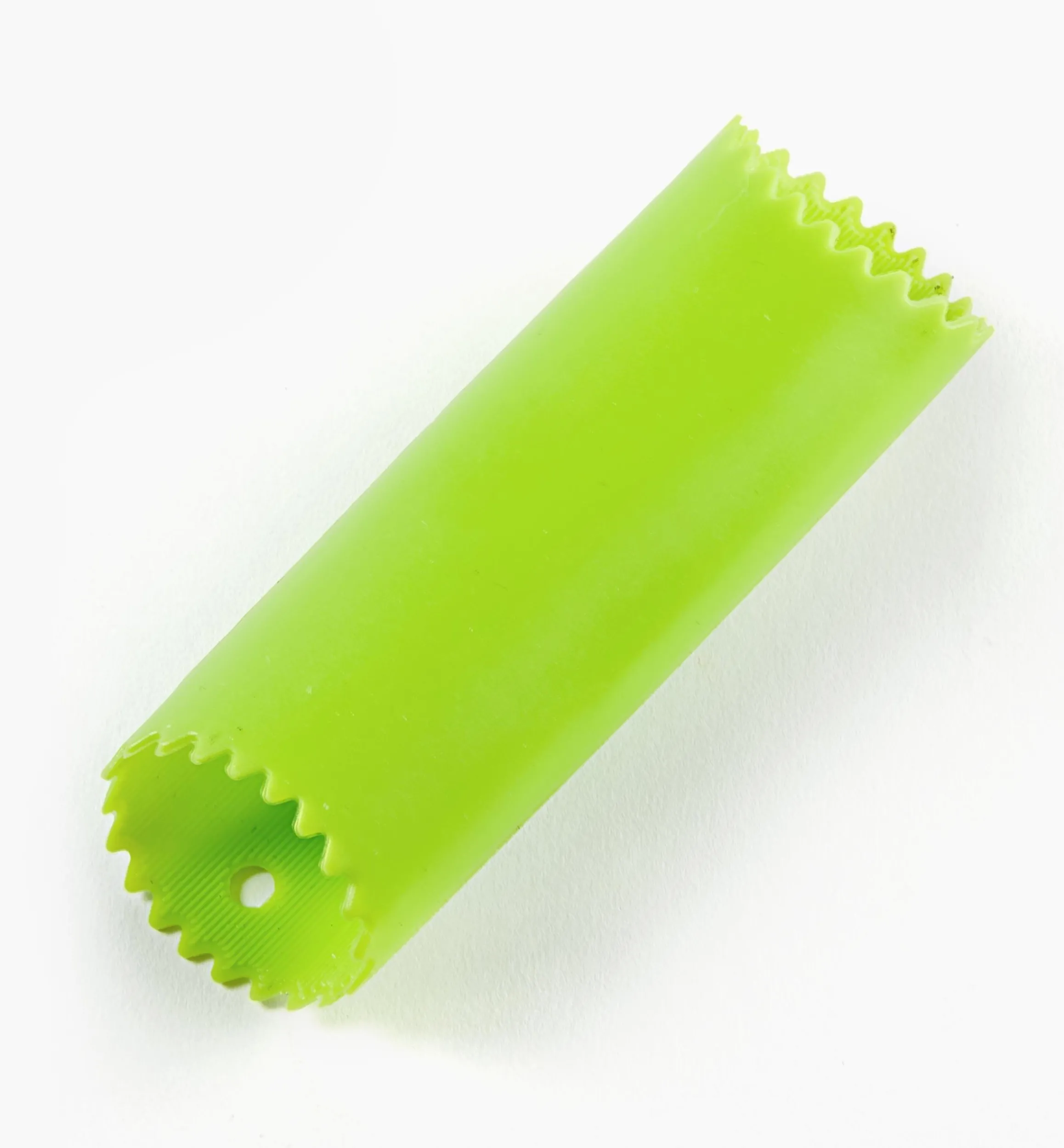 Lee Valley Peelers>Garlic Peeler