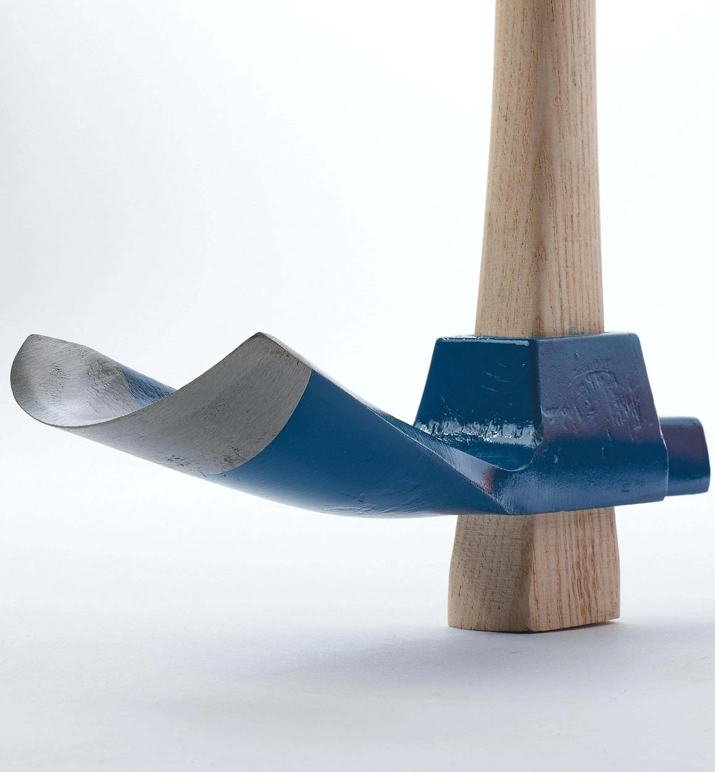 Lee Valley Hand Tools>Iltis Oxhead Curved Adze