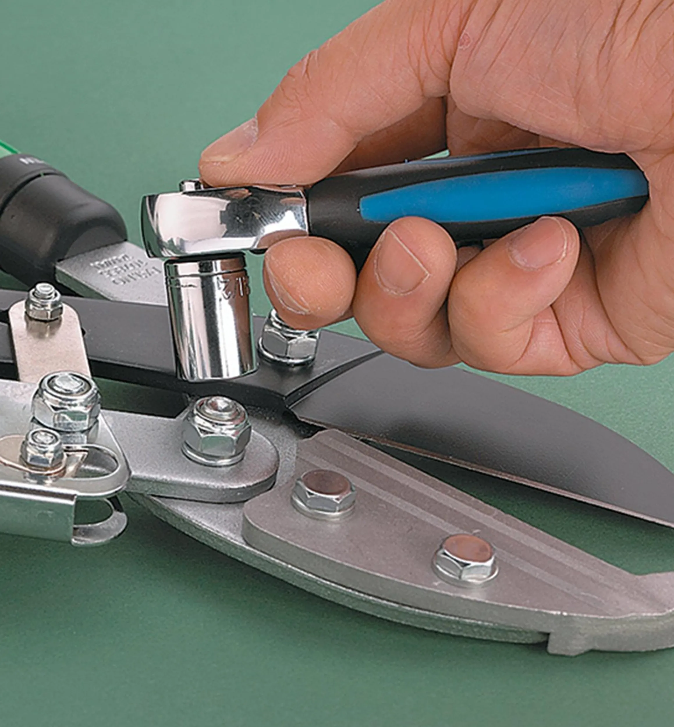 Lee Valley Hand Tools>Imperial Compact 28-piece Ratchet Set