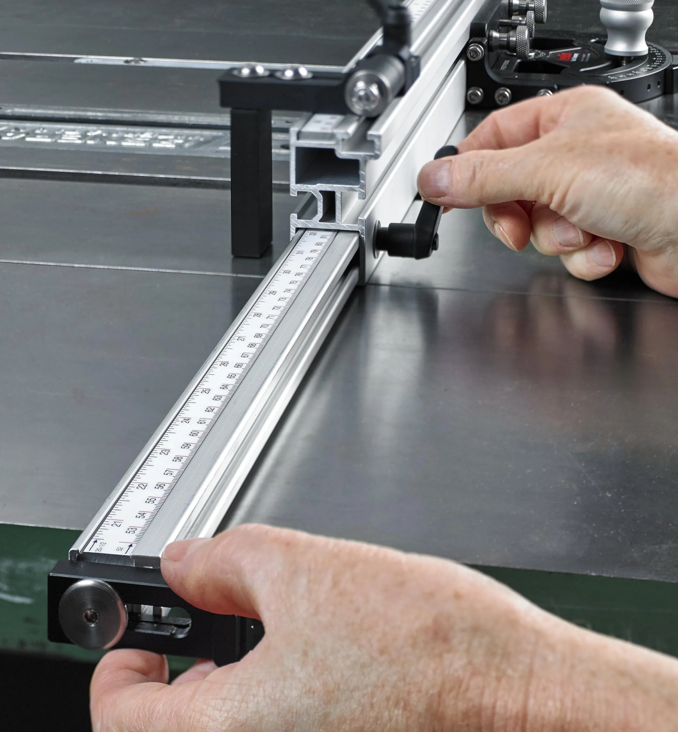 Lee Valley Power Tool Accessories>JessEm Mite-R-Excel II Miter Gauge