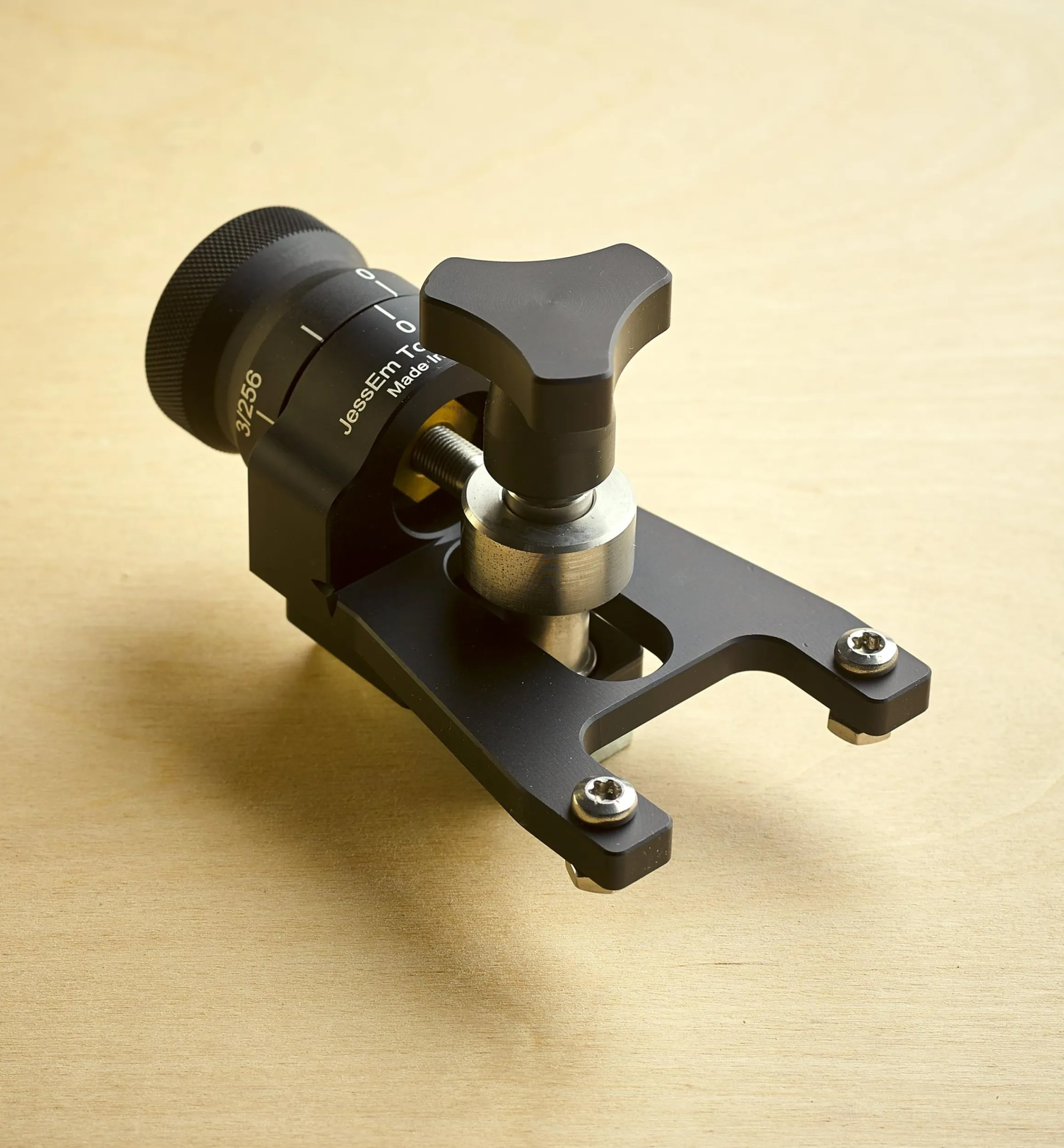 Lee Valley Power Tool Accessories>JessEm Router Fence Micro-Adjuster