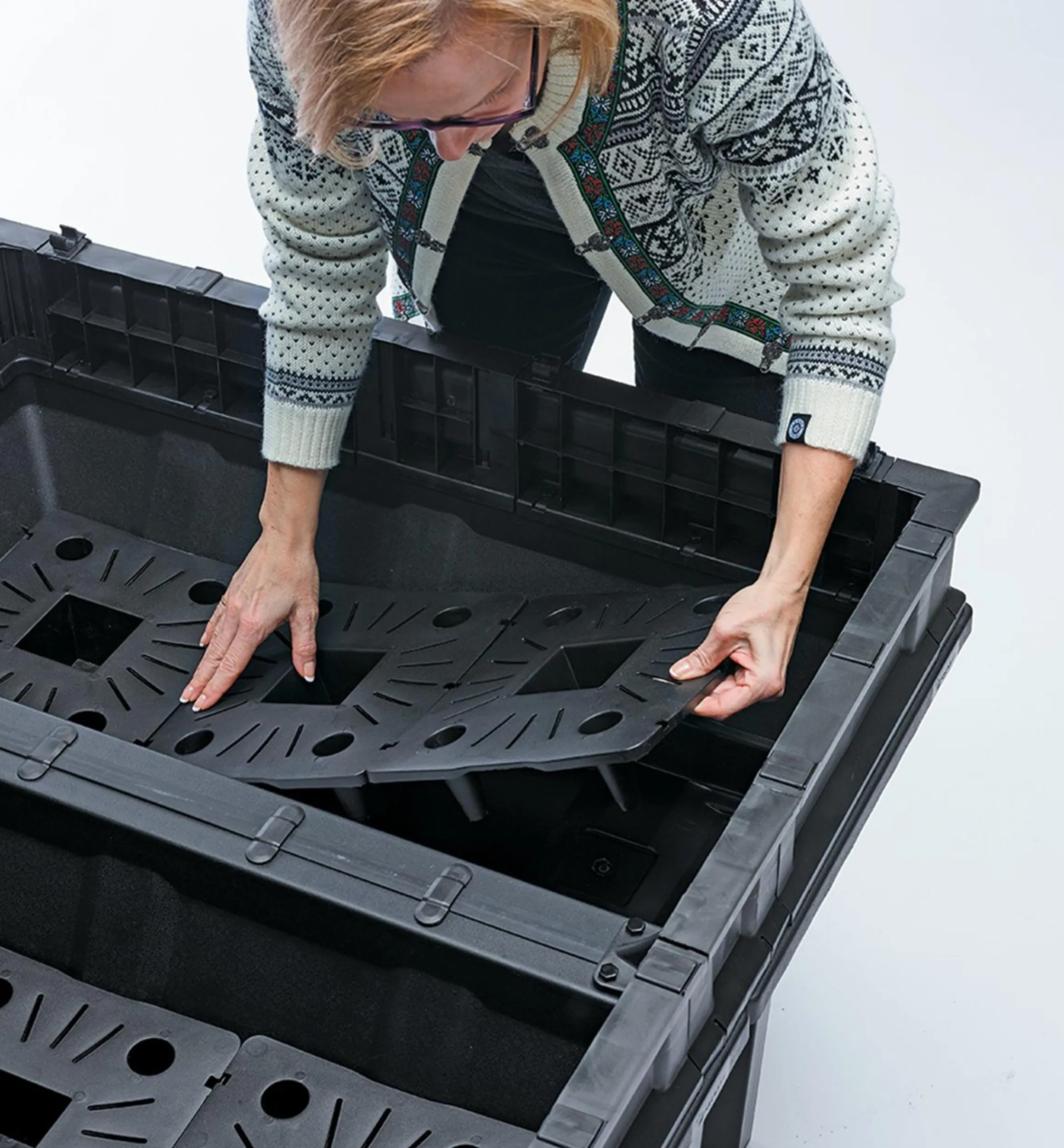 Lee Valley Container Gardening>Large Vegepod Container Garden