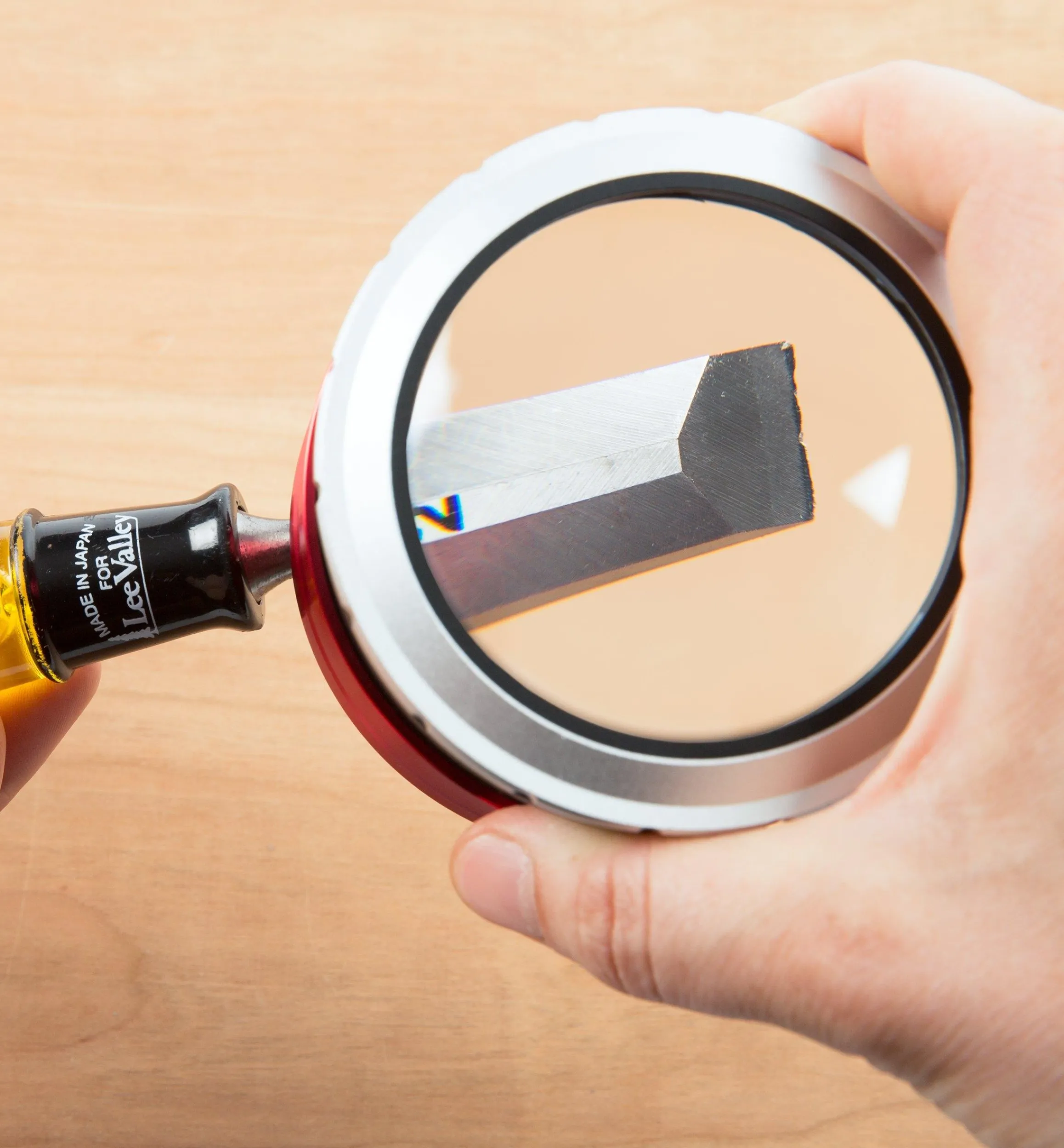 Lee Valley Office>LED Touch Magnifier