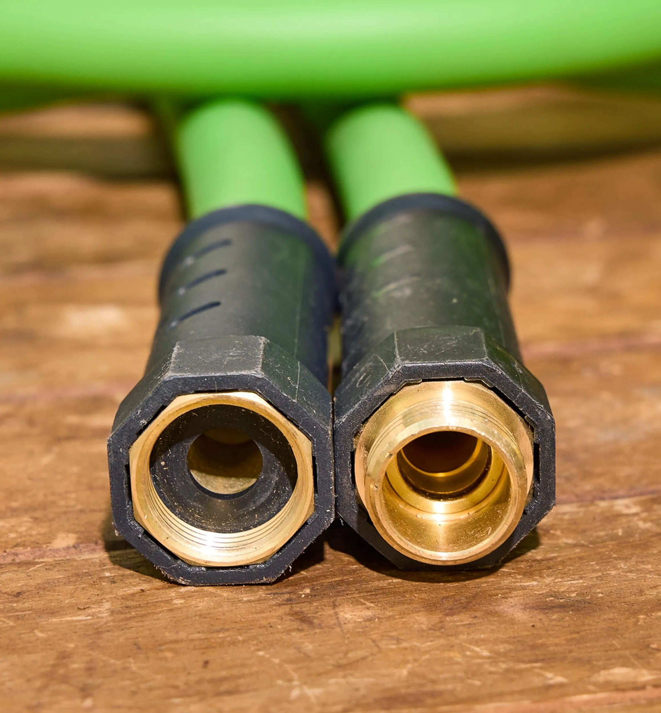 Lee Valley Hoses & Accessories>3/4" Garden Hose With Swivel Collars