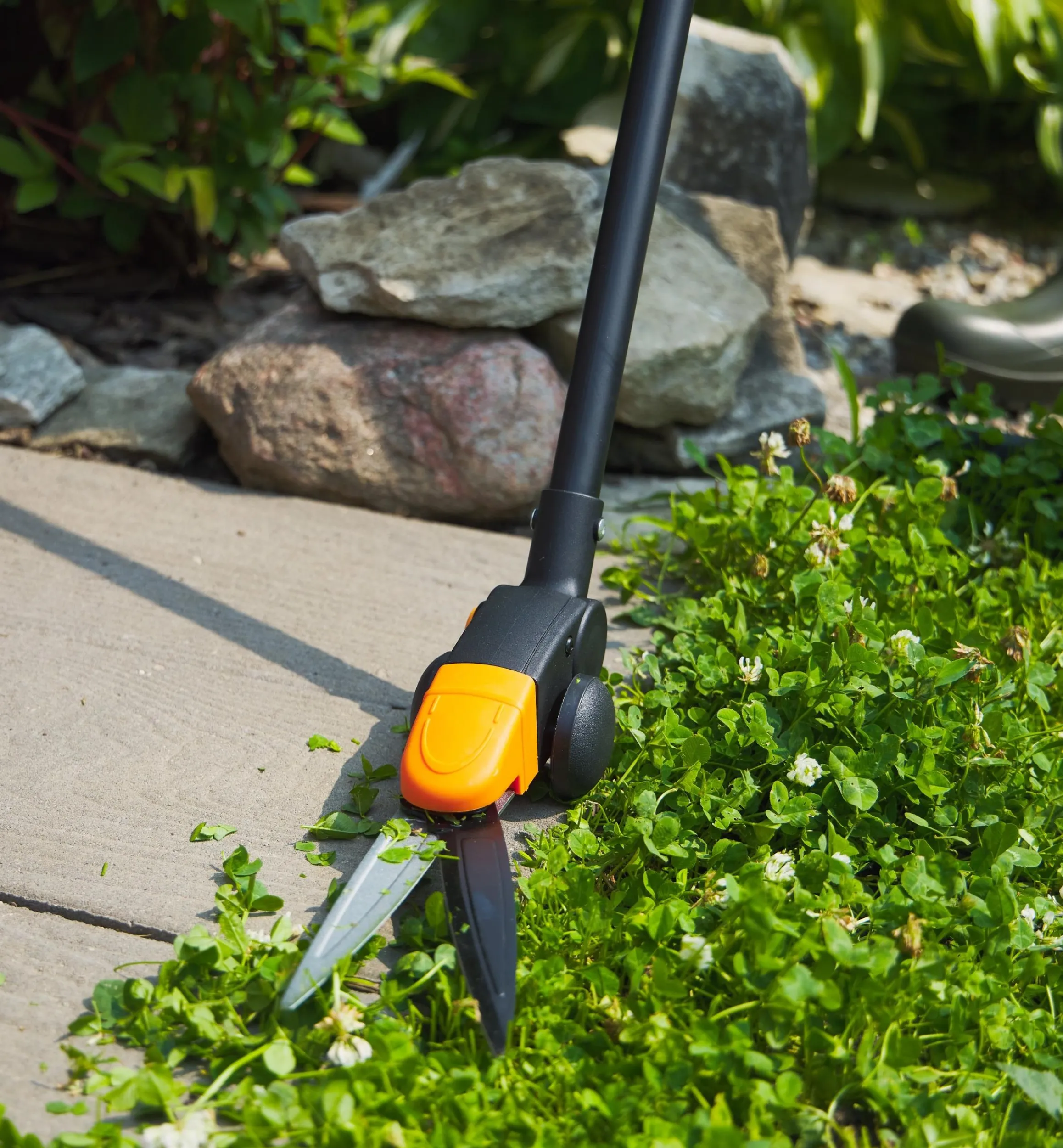 Lee Valley Lawn Care>Long-Handled Grass Shears