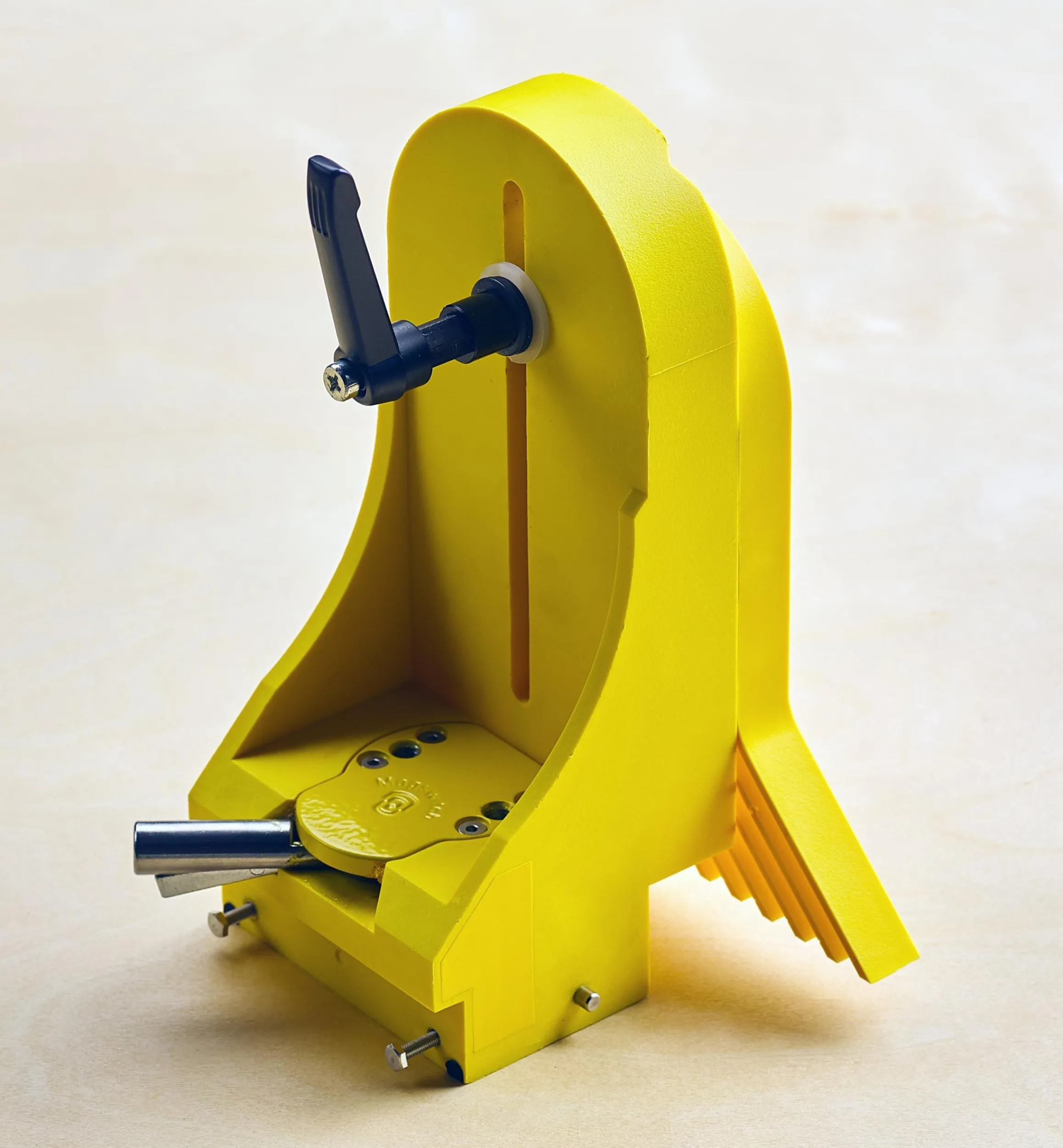 Lee Valley Safety>MagSwitch Magnetic Vertical Featherboard