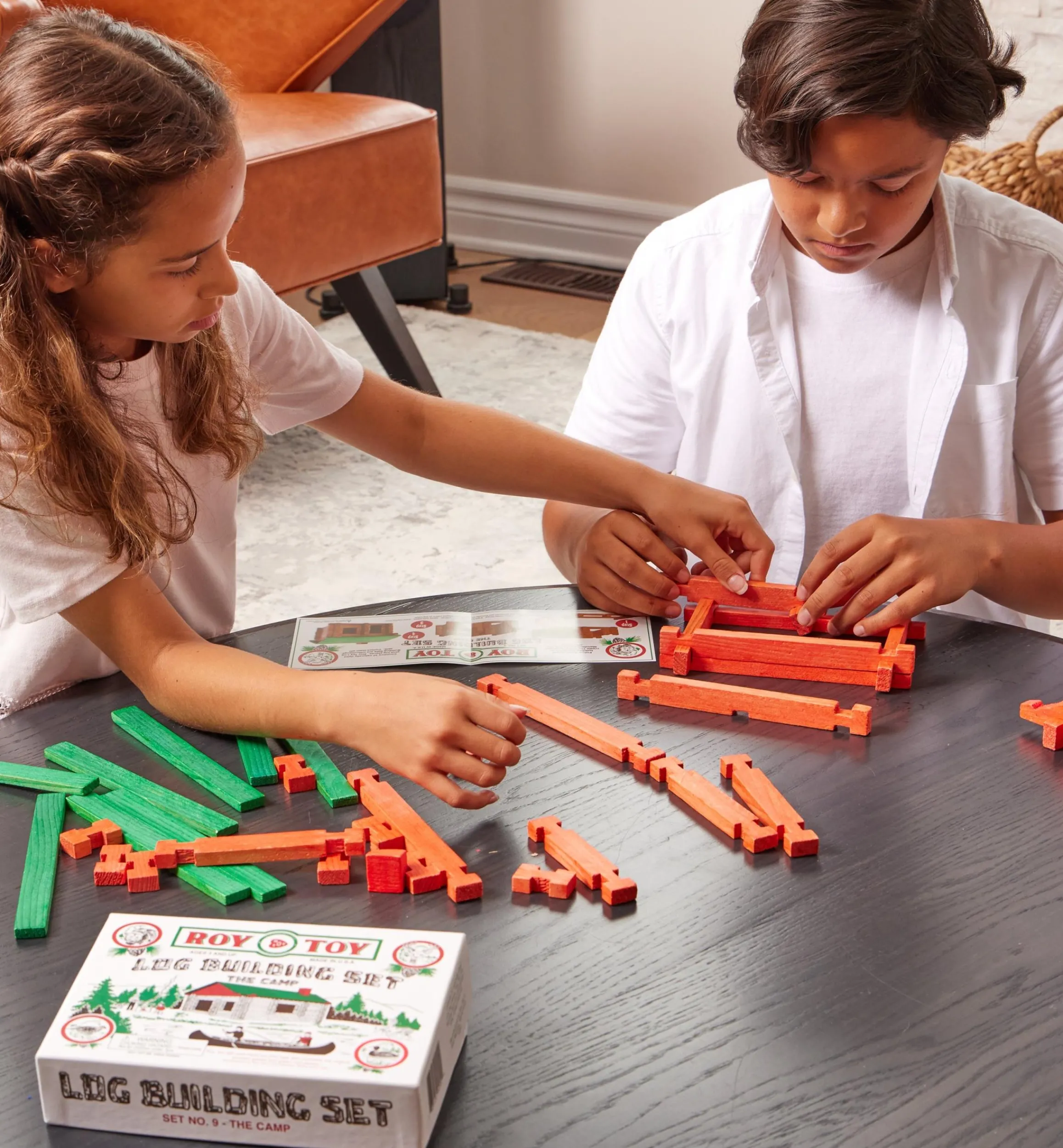 Lee Valley Toys & Games>37-Pc. Log Building Set
