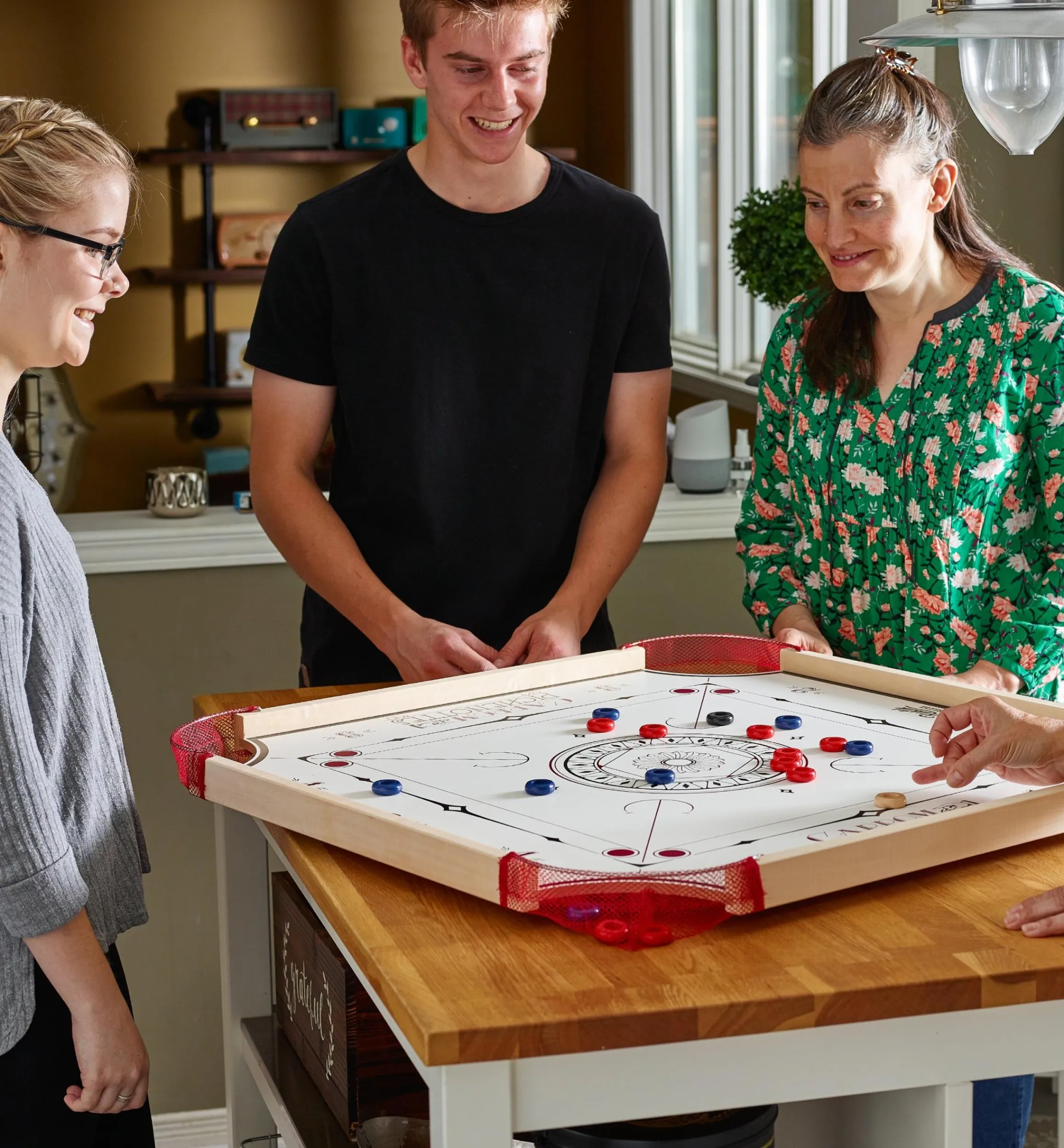 Lee Valley Toys & Games>Pichenotte & Carrom