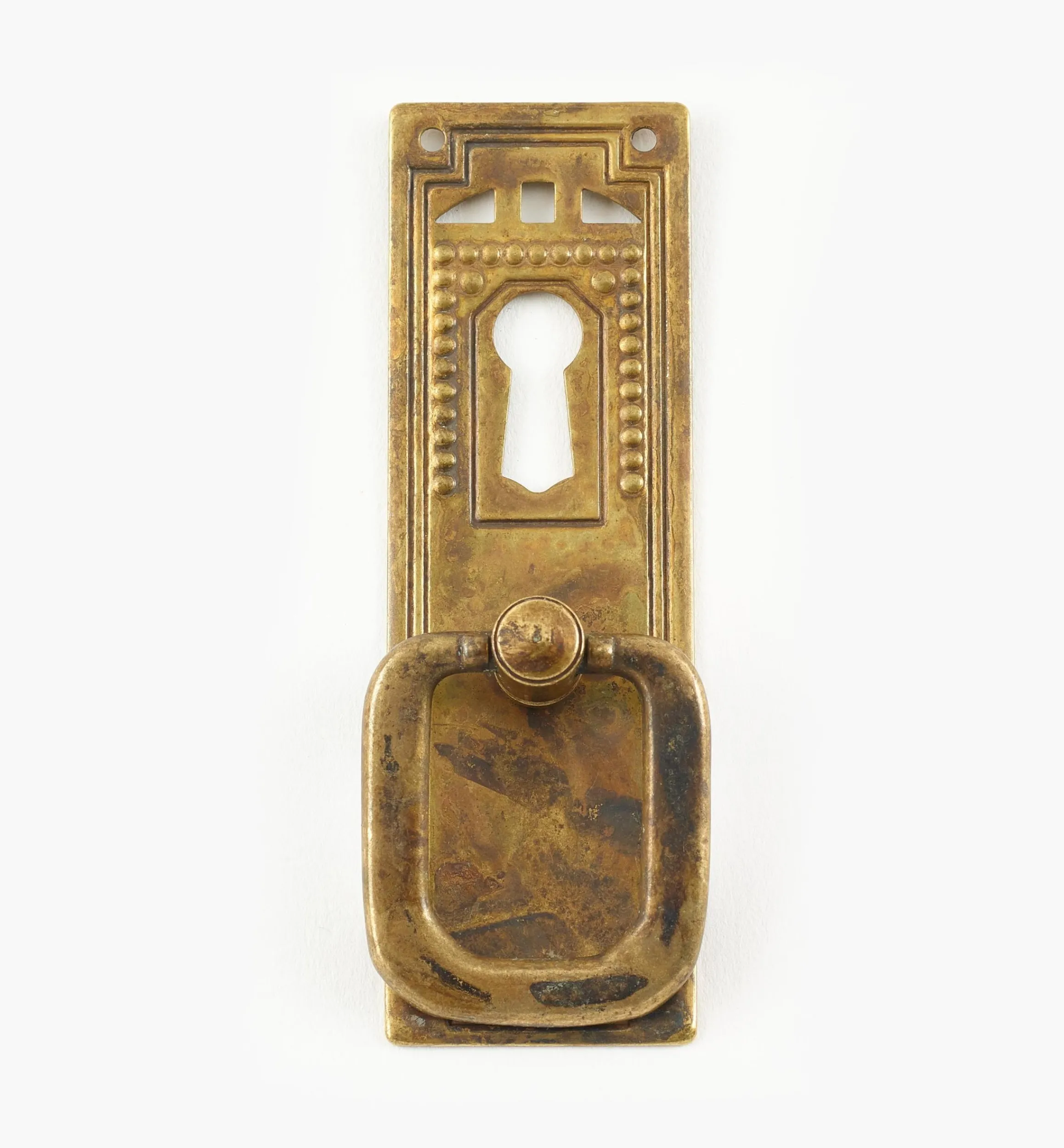 Lee Valley Pulls>Pierced Vertical Ring Pull With Keyhole