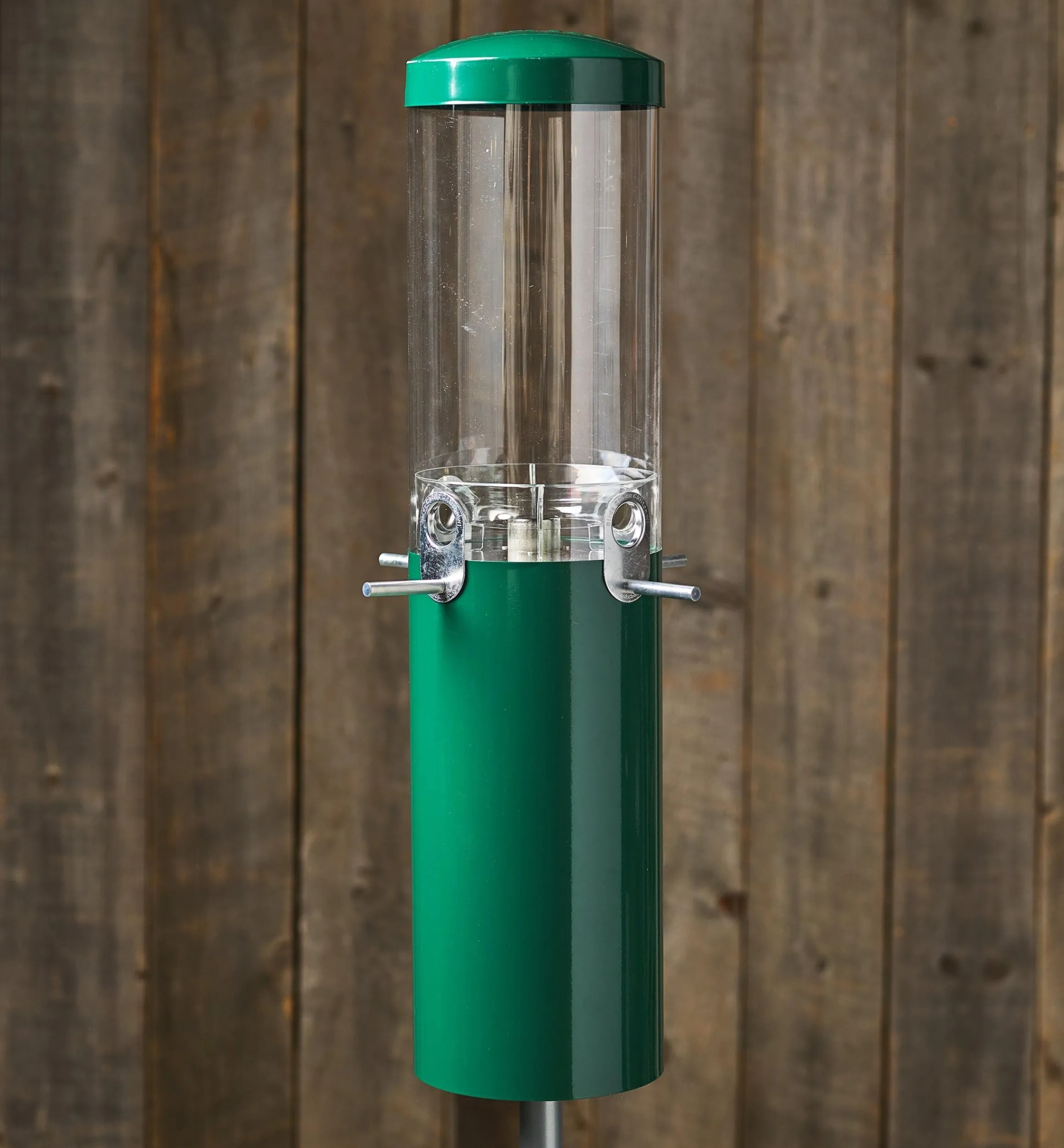 Lee Valley Birding>Pole-Mounted Squirrel-Proof Bird Feeder