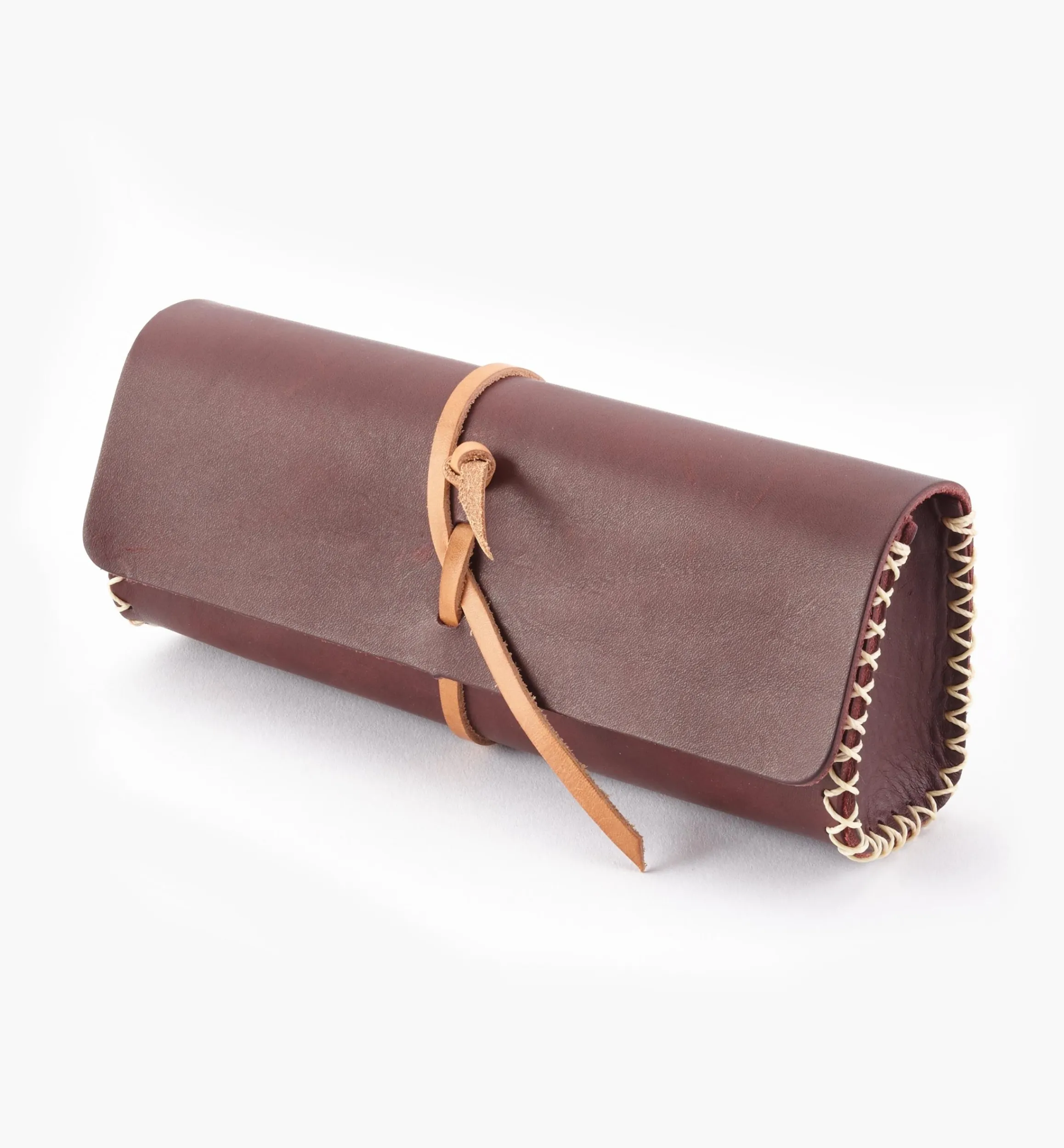 Lee Valley Supplies>Premium Leathercraft Multi-Purpose Case Kit