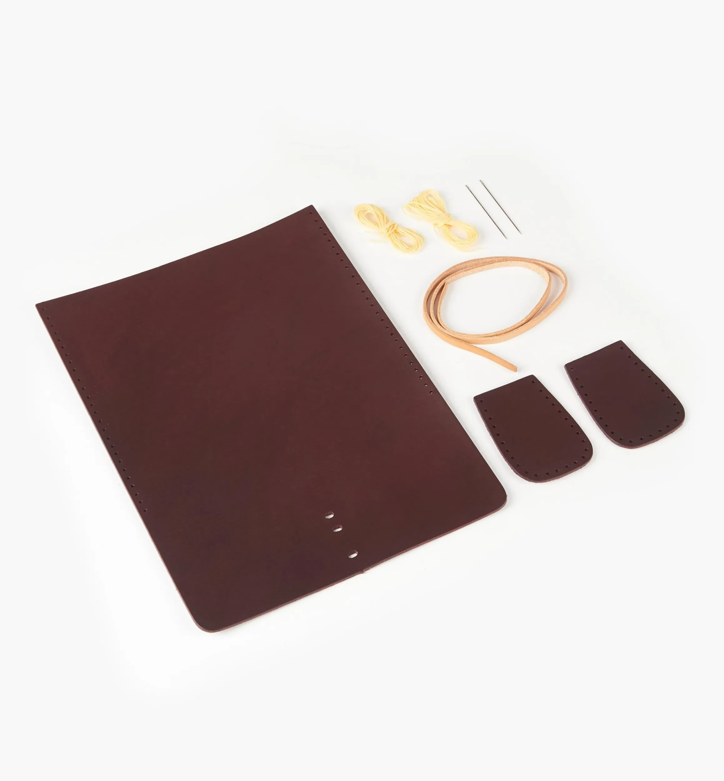 Lee Valley Supplies>Premium Leathercraft Multi-Purpose Case Kit