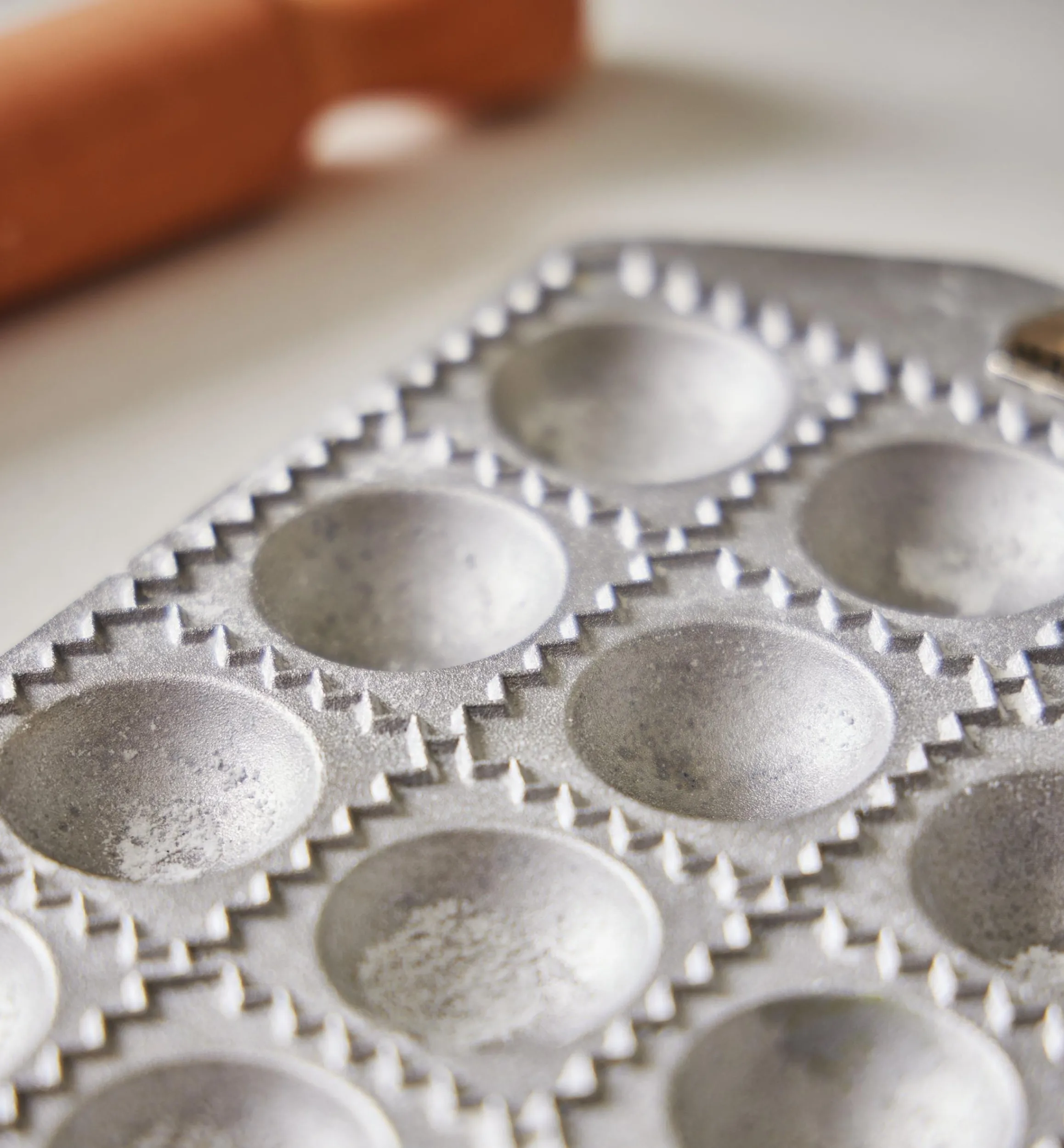 Lee Valley Pasta Making>Ravioli Mold