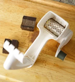 Lee Valley Kitchen Tools><noscript><img width=