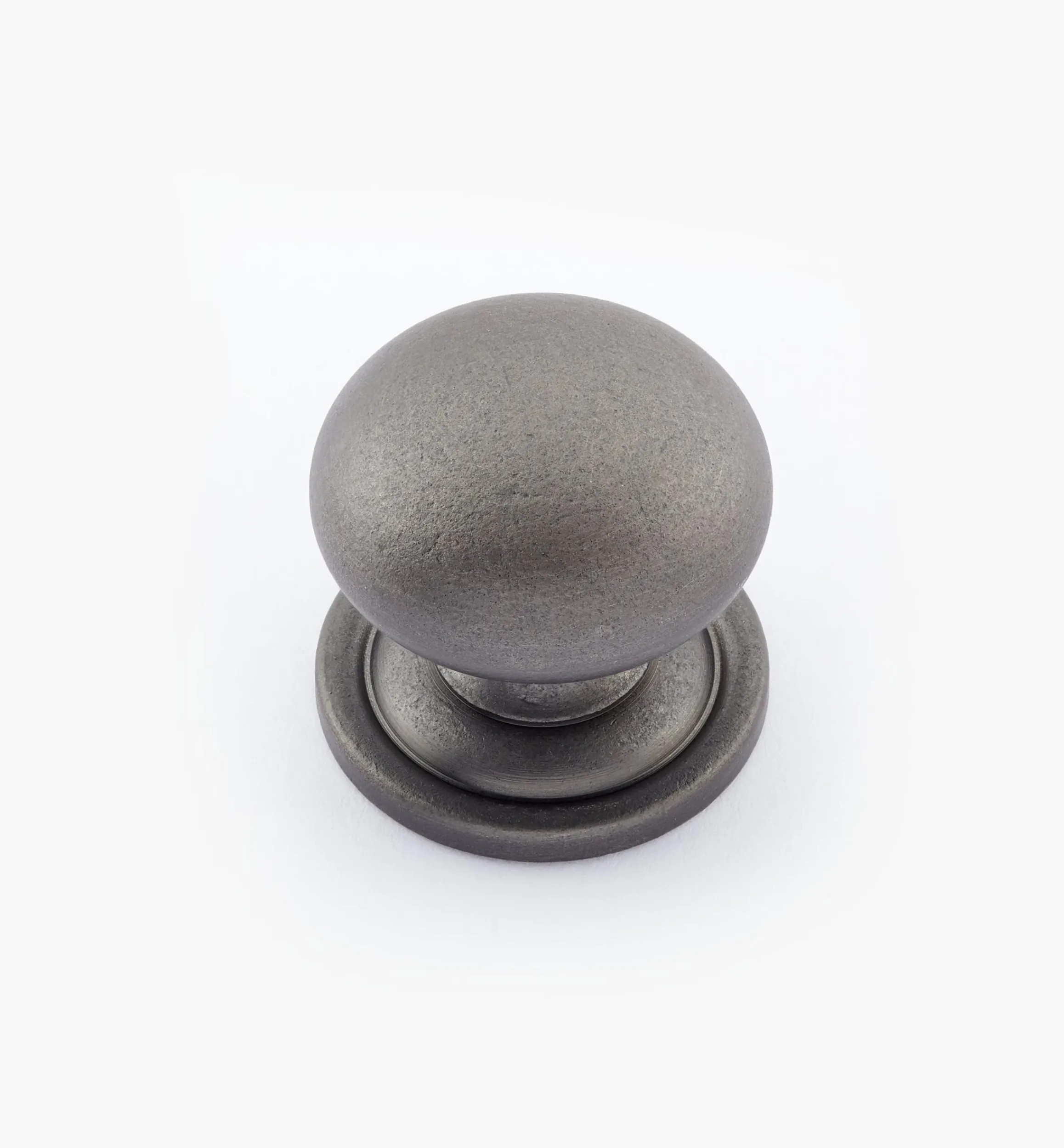 Lee Valley Knobs>Round Brass Plain Knobs