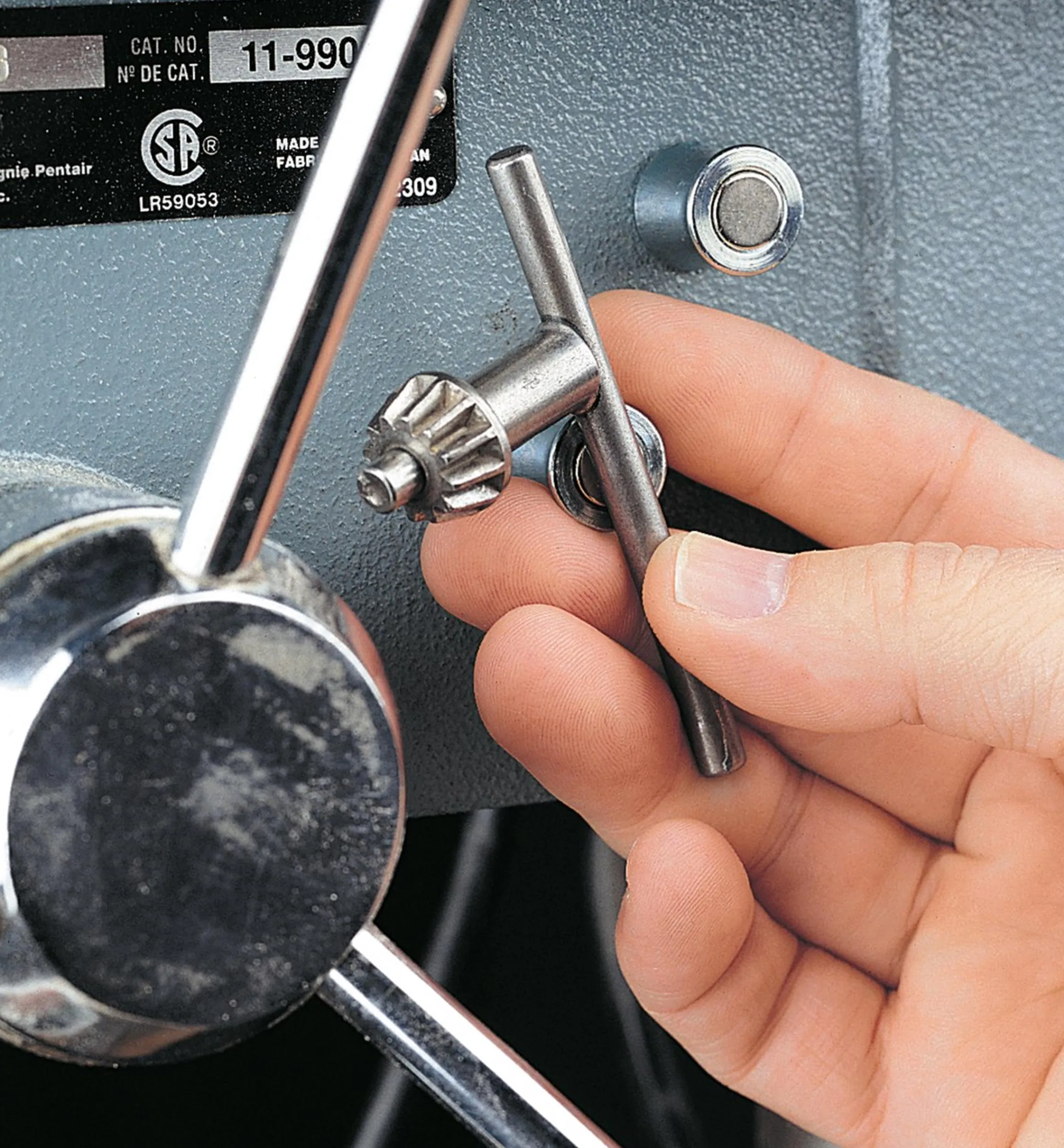 Lee Valley Storage Organization>Standoff Magnetic Tool Holder