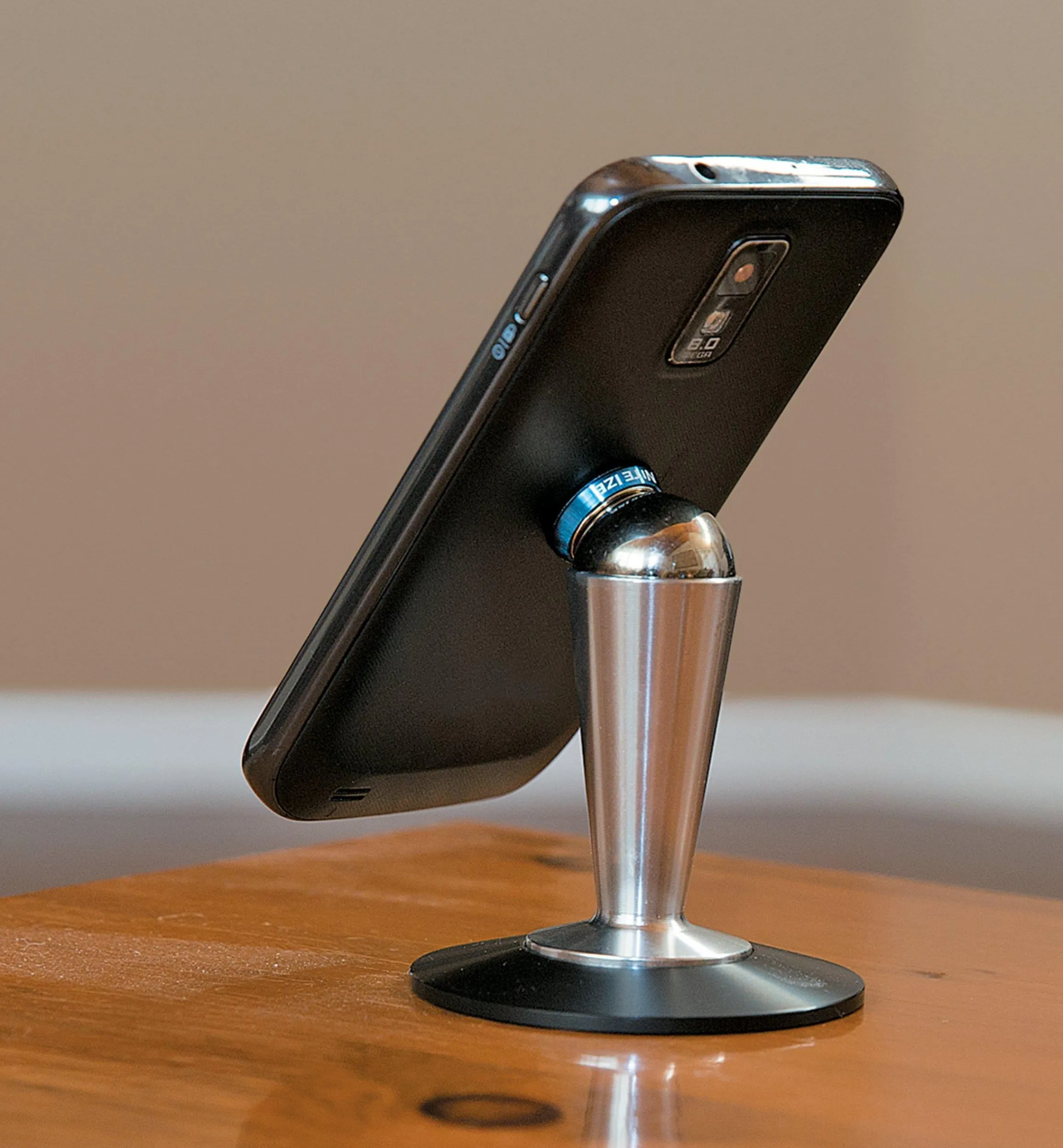 Lee Valley Mobile Device Accessories>Steelie Smartphone Pedestal & Magnetic Disc