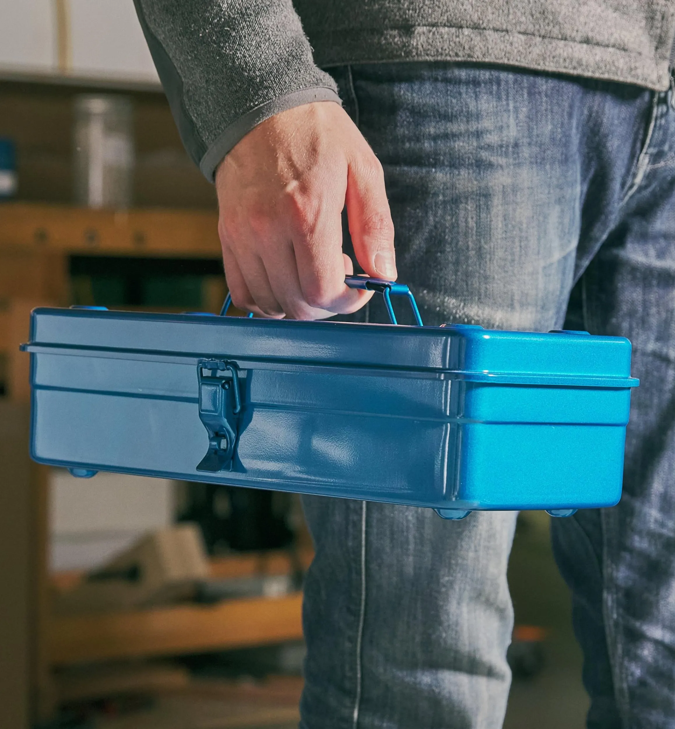 Lee Valley Workshop>Toyo Medium Stackable Toolbox