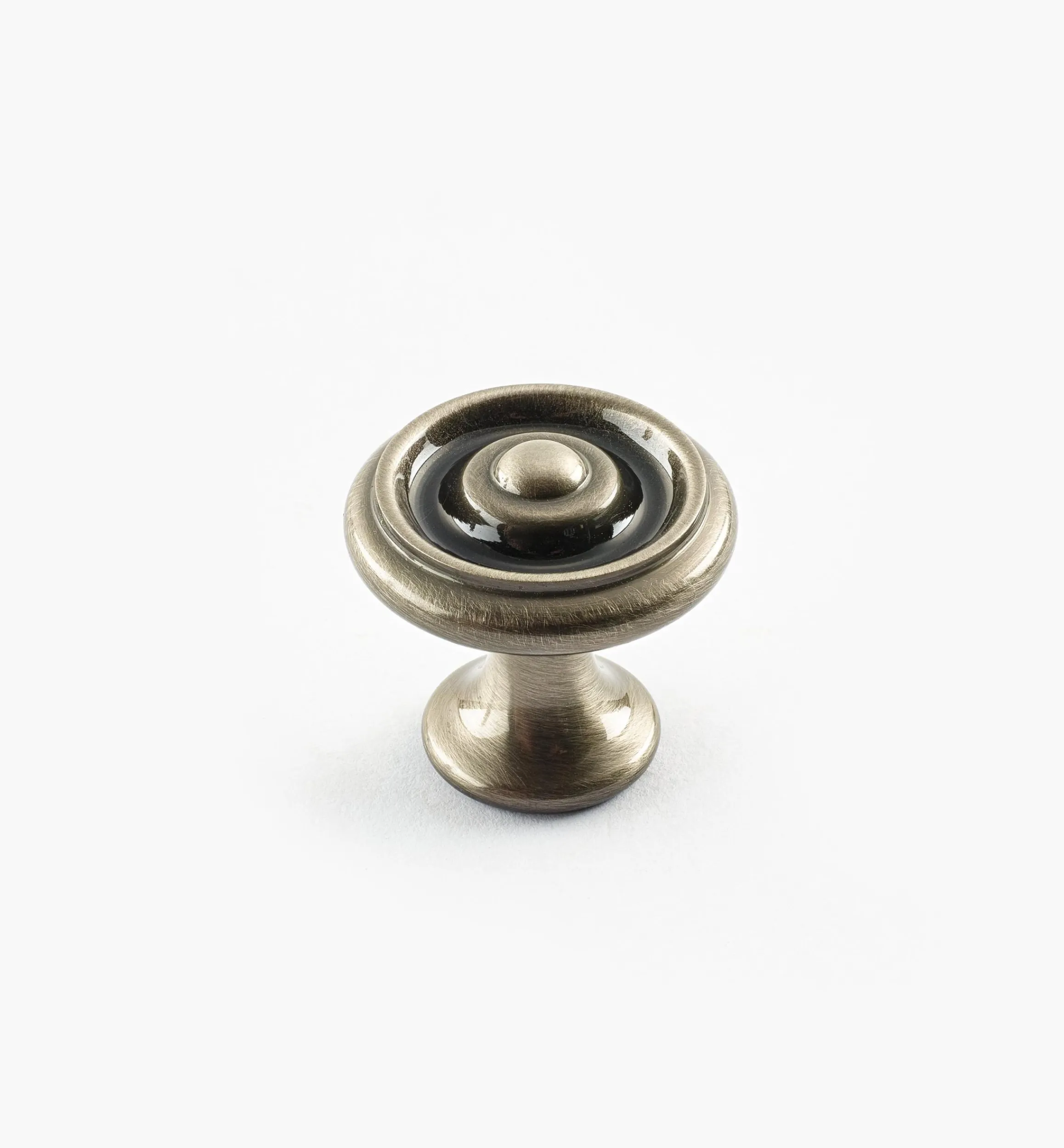 Lee Valley Knobs>Turned Brass Raised Knobs