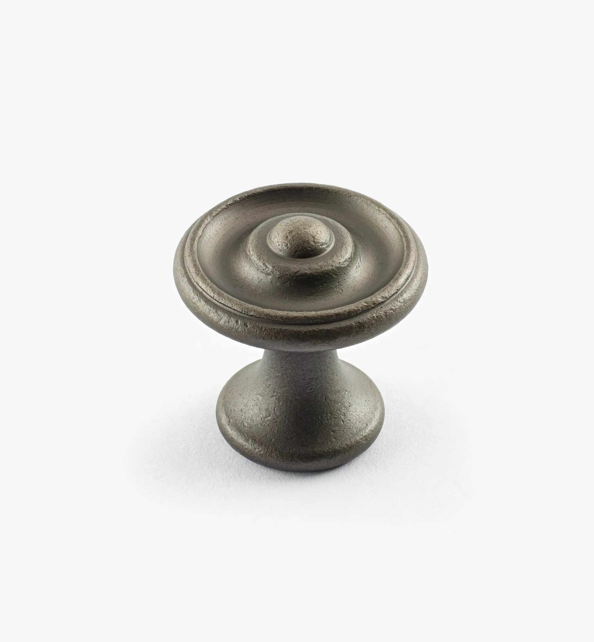 Lee Valley Knobs>Turned Brass Raised Knobs