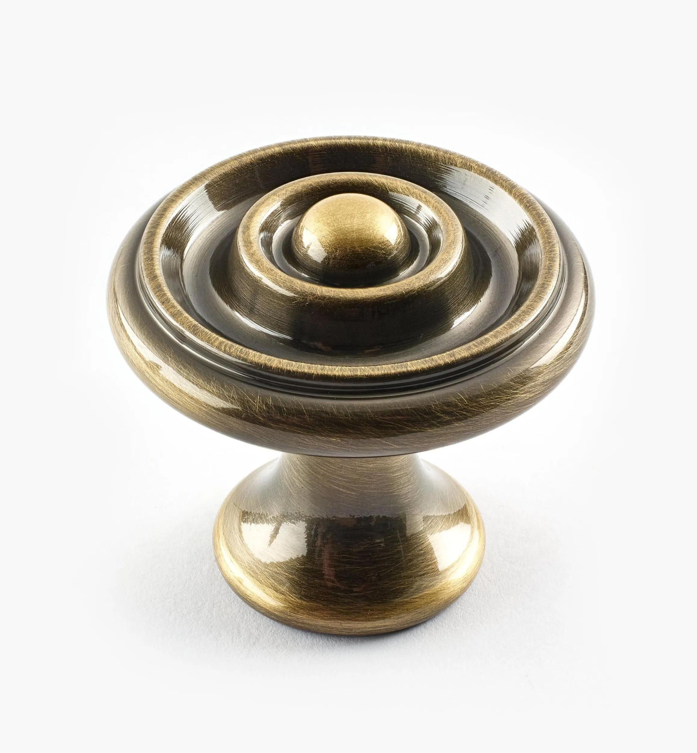 Lee Valley Knobs>Turned Brass Raised Knobs