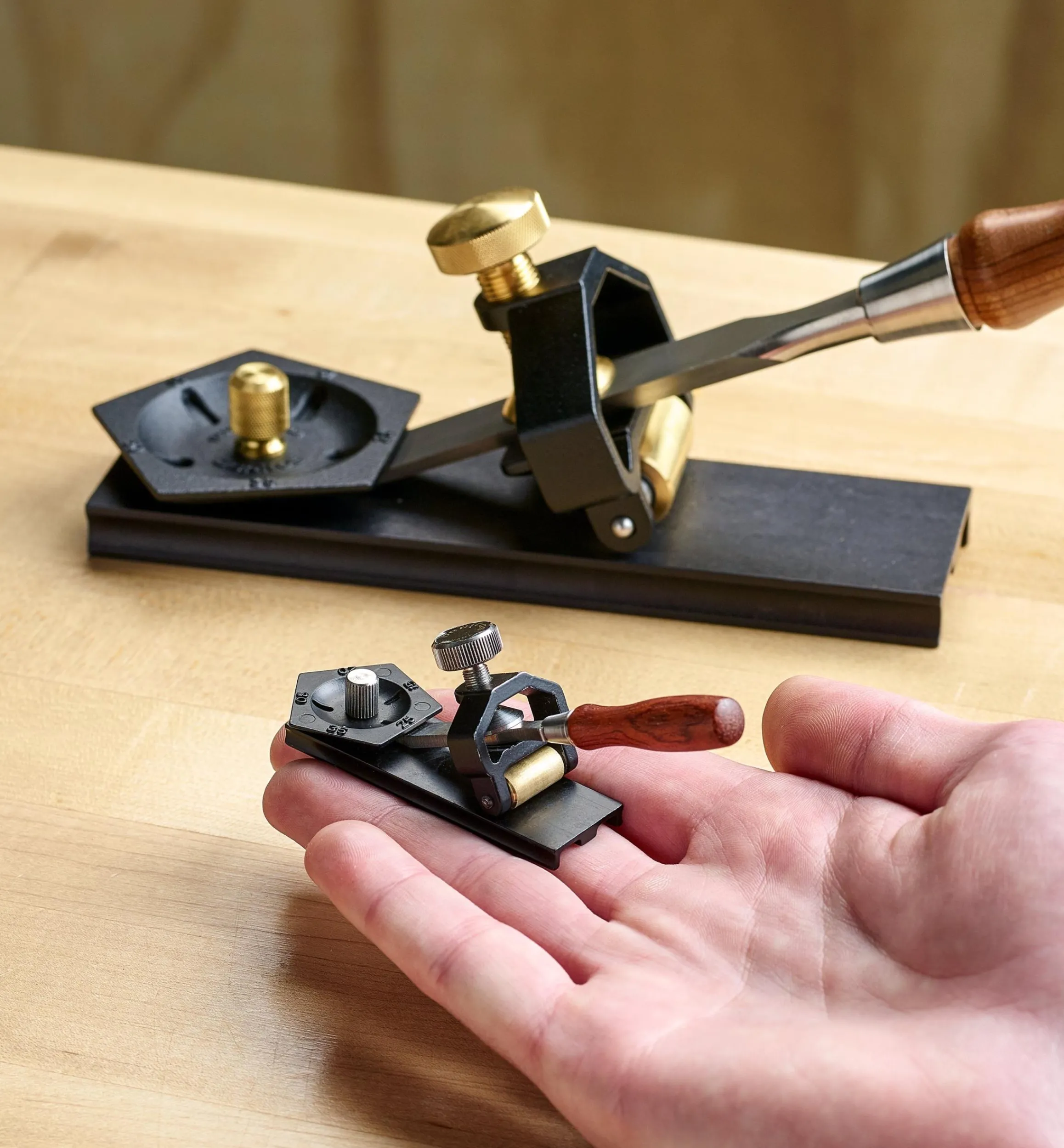 Lee Valley Hand Tools>Veritas Miniature Honing Guide