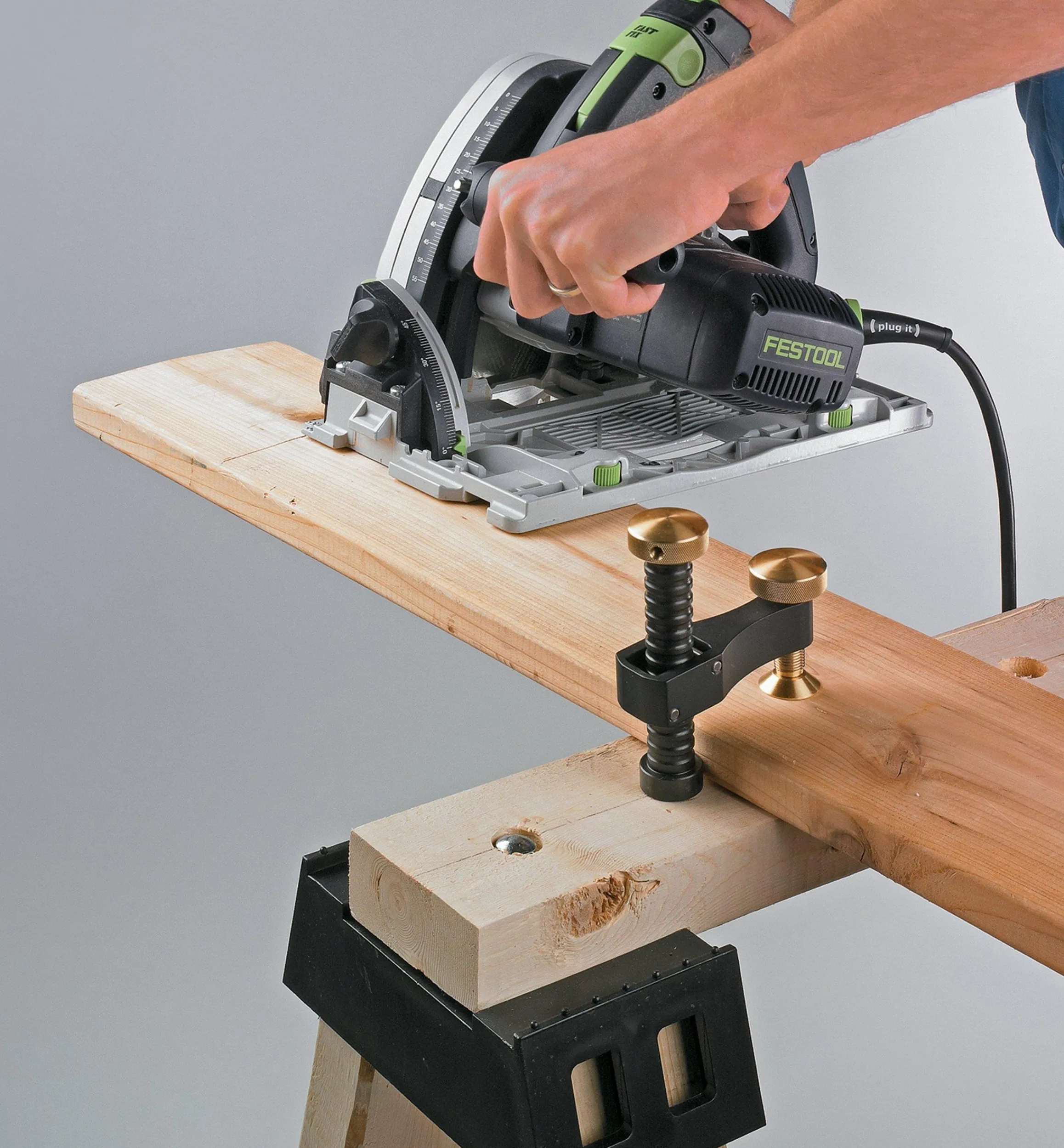 Lee Valley Workshop>Veritas Surface Clamp