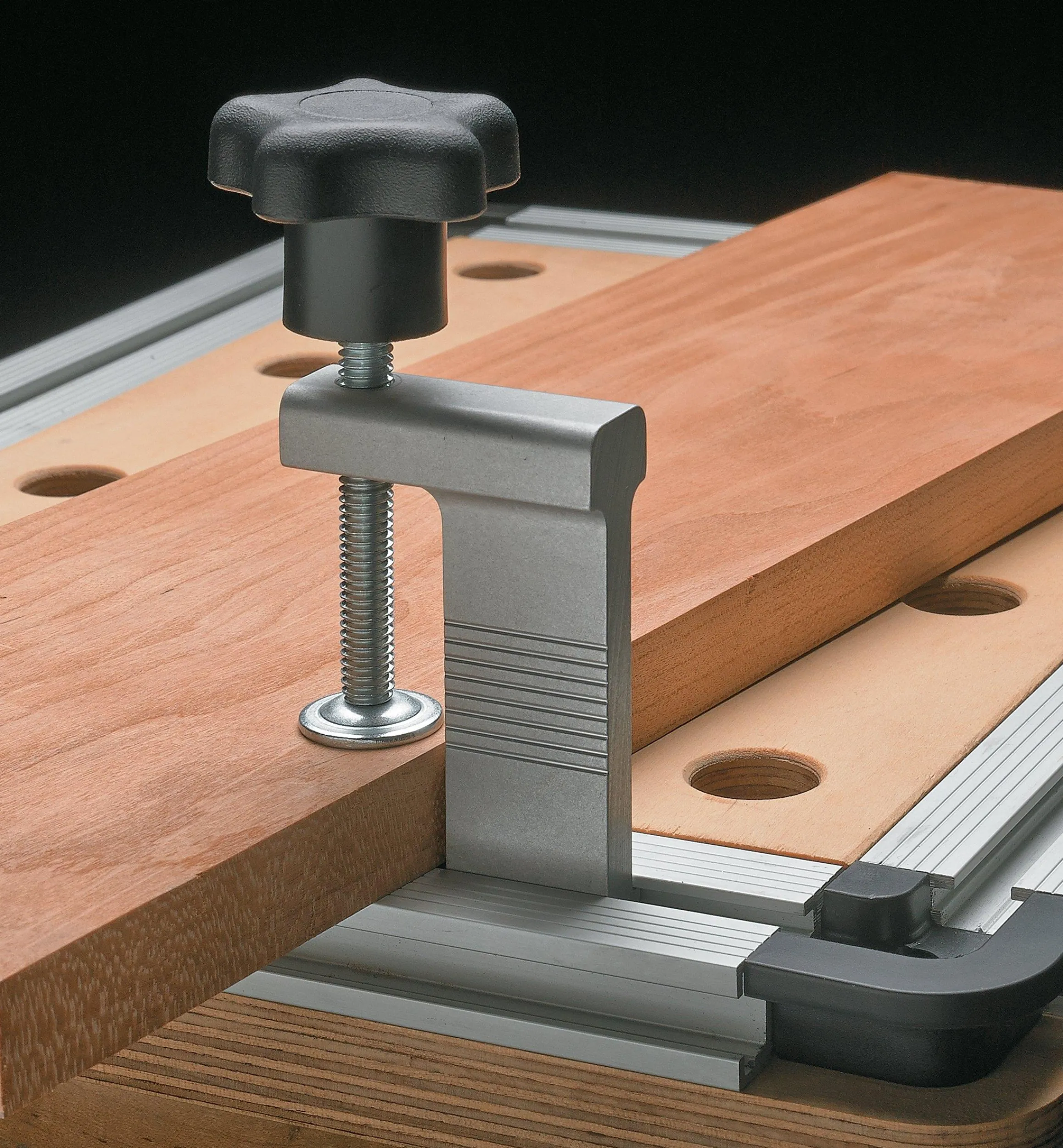 Lee Valley Jig & Fixture Parts>Veritas T-Slot Track Clamp