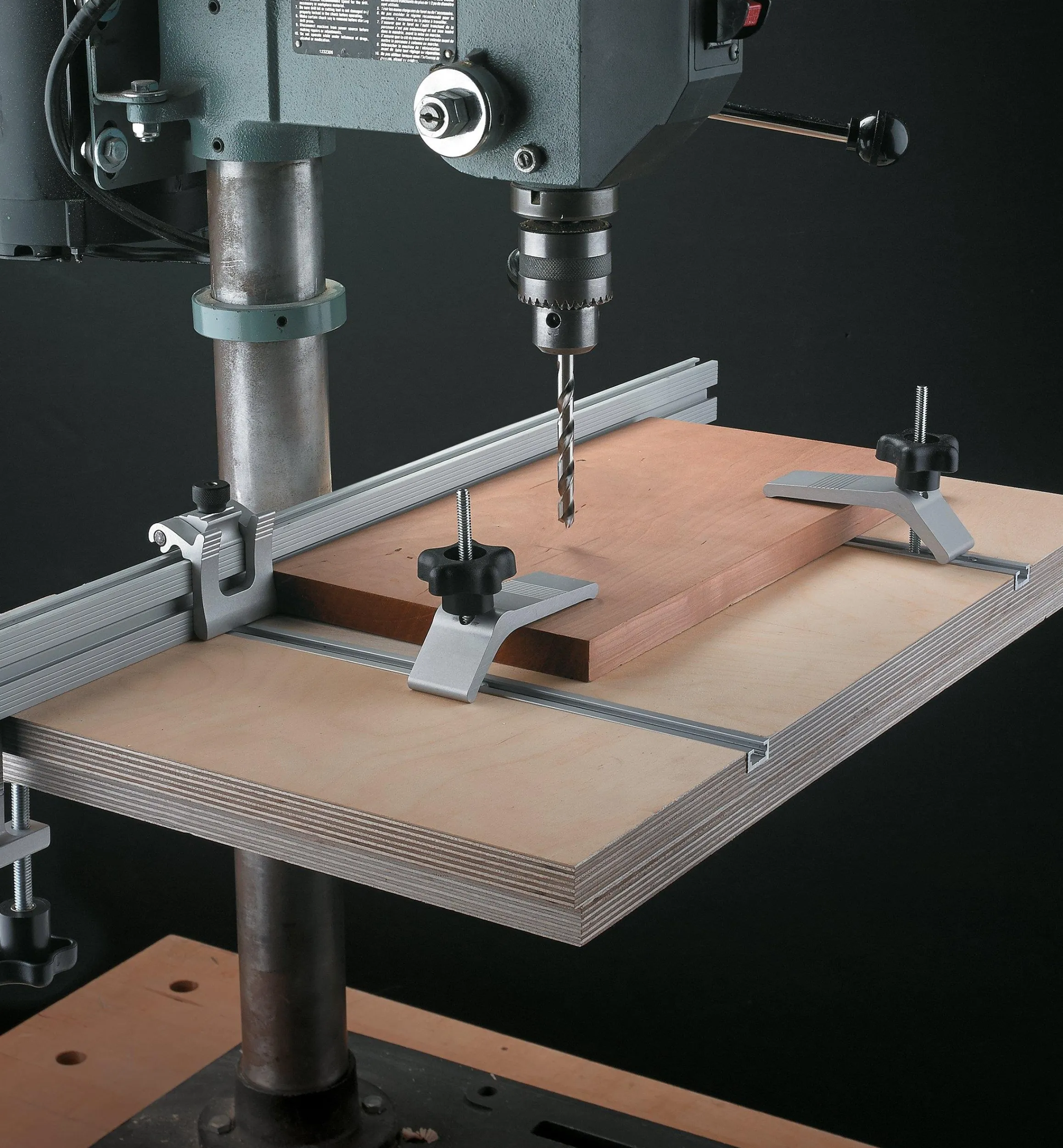 Lee Valley Jig & Fixture Parts>Veritas T-Slot Track Hold-Down