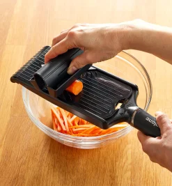 Lee Valley Slicers And Mandolines>V-Slicer With Julienne Blade