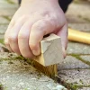 Lee Valley Garden Care>Weed Brush