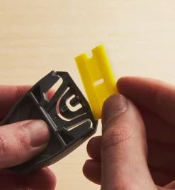Lee Valley Scrapers>Yellow Plastic Razor Blades
