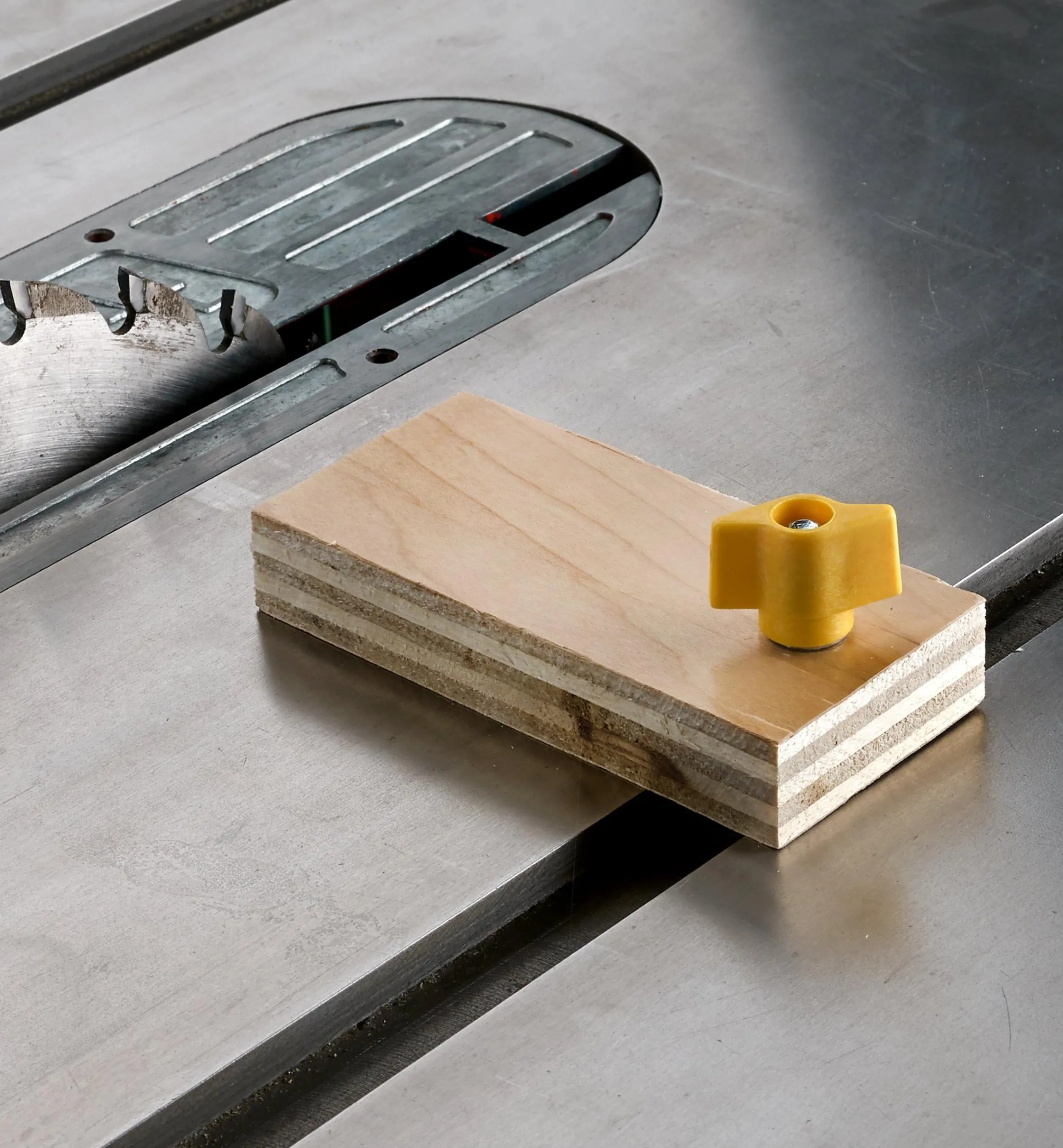 Lee Valley Jigs, Guides & Fixtures>Zeroplay Miter Stop